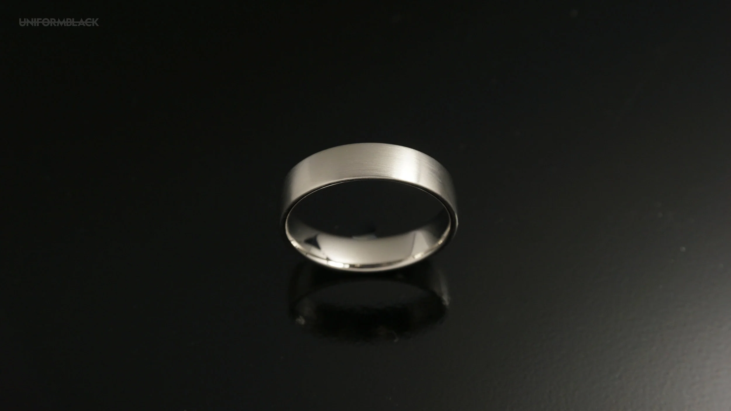 Minima - 5mm Half Round Platinum Ring