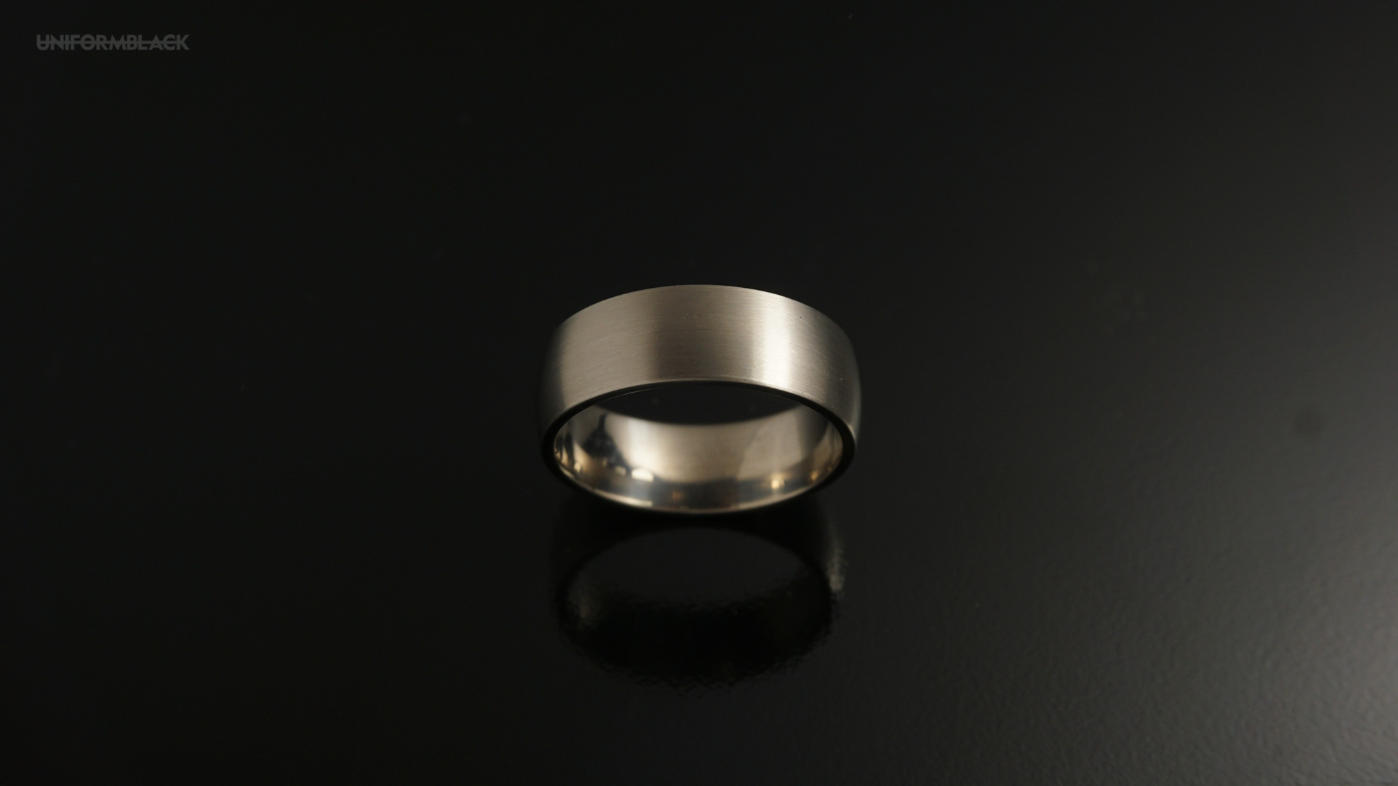 Minima - 7mm Half Round Titanium Ring