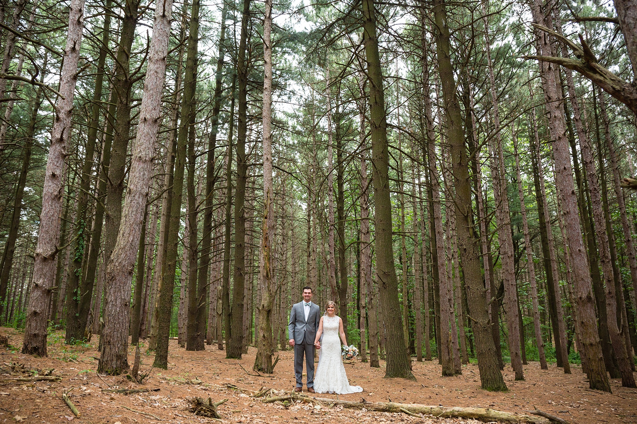 Mandi_Jack_Treehouse_Grand_Rapids_Wedding_0026.jpg