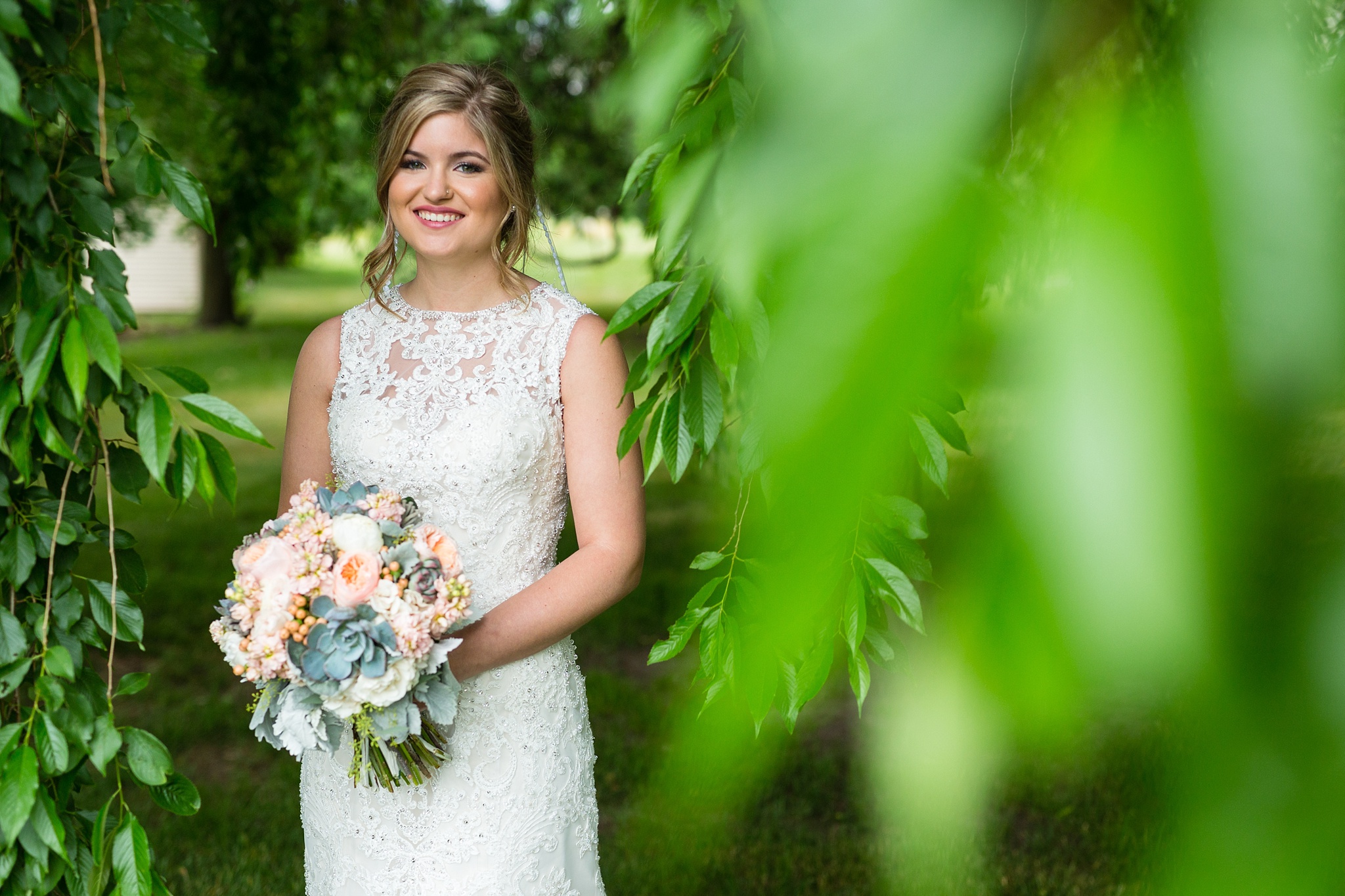 Mandi_Jack_Treehouse_Grand_Rapids_Wedding_0036.jpg