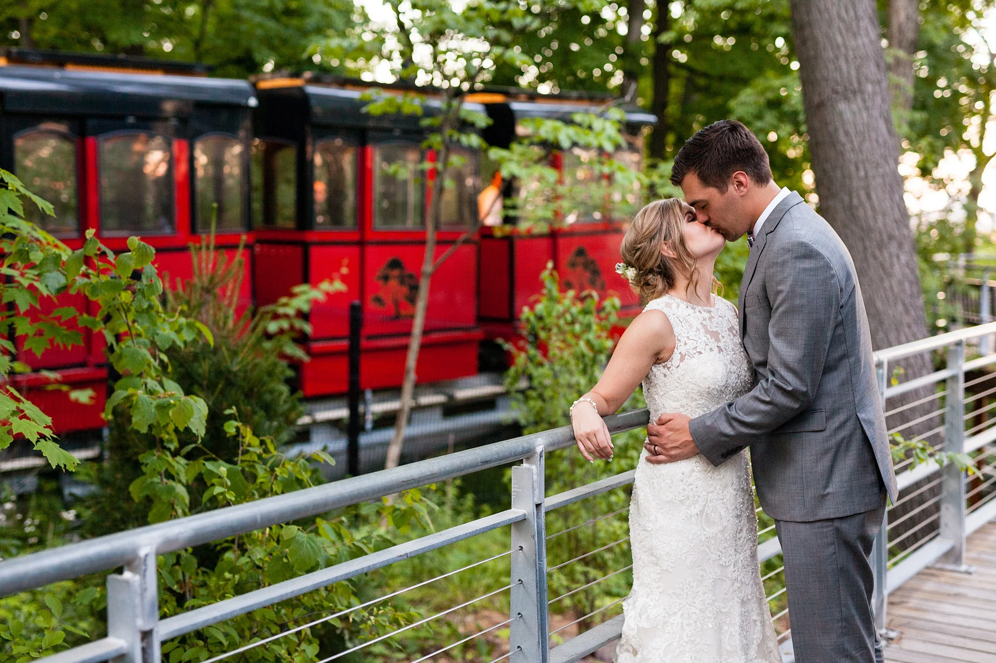 Brandon_Shafer_Photography_Grand_Rapids_Bride_Groom_0011.jpg