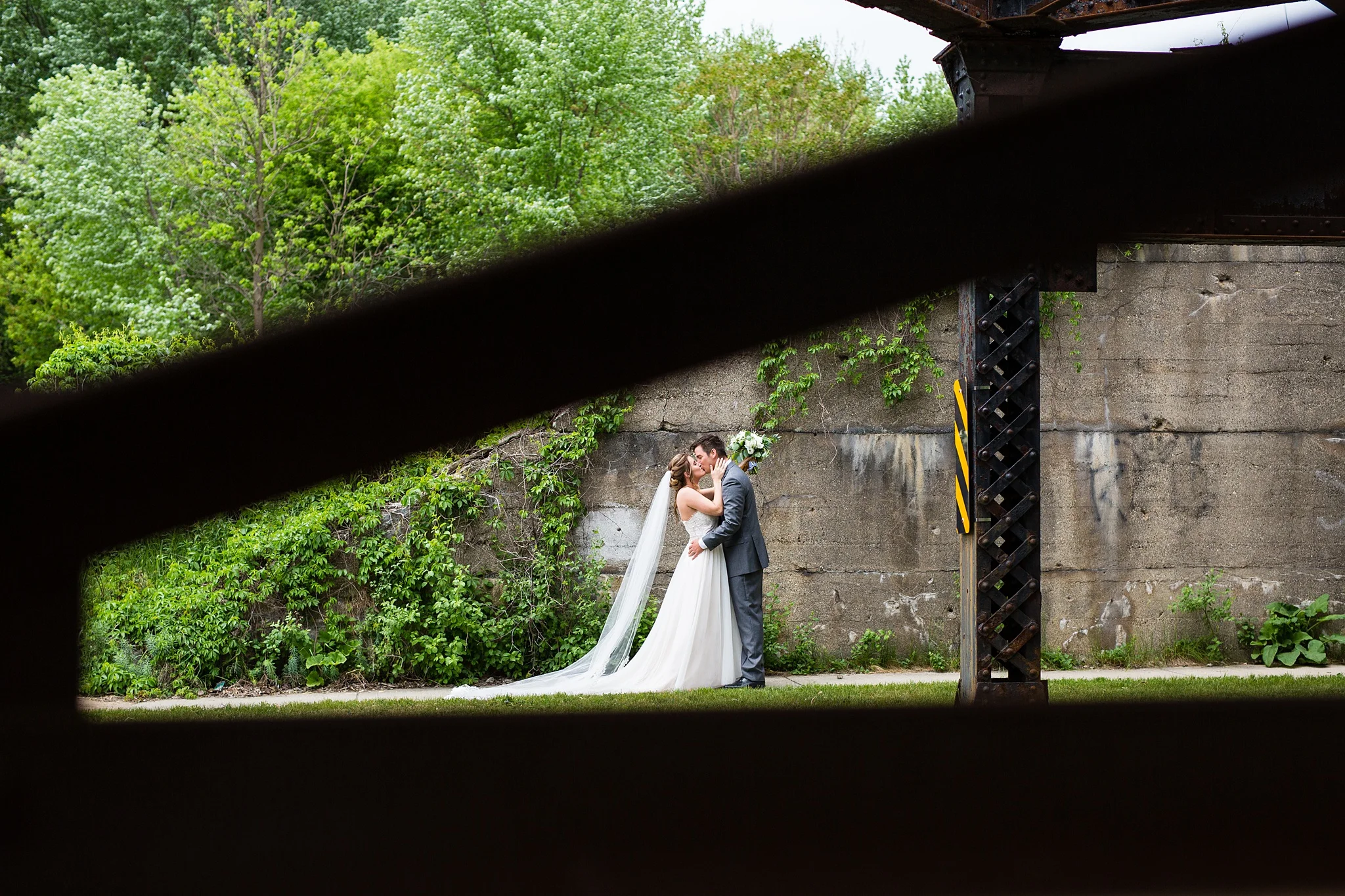 Brandon_Shafer_Photography_Grand_Rapids_Bride_Groom_0014.jpg