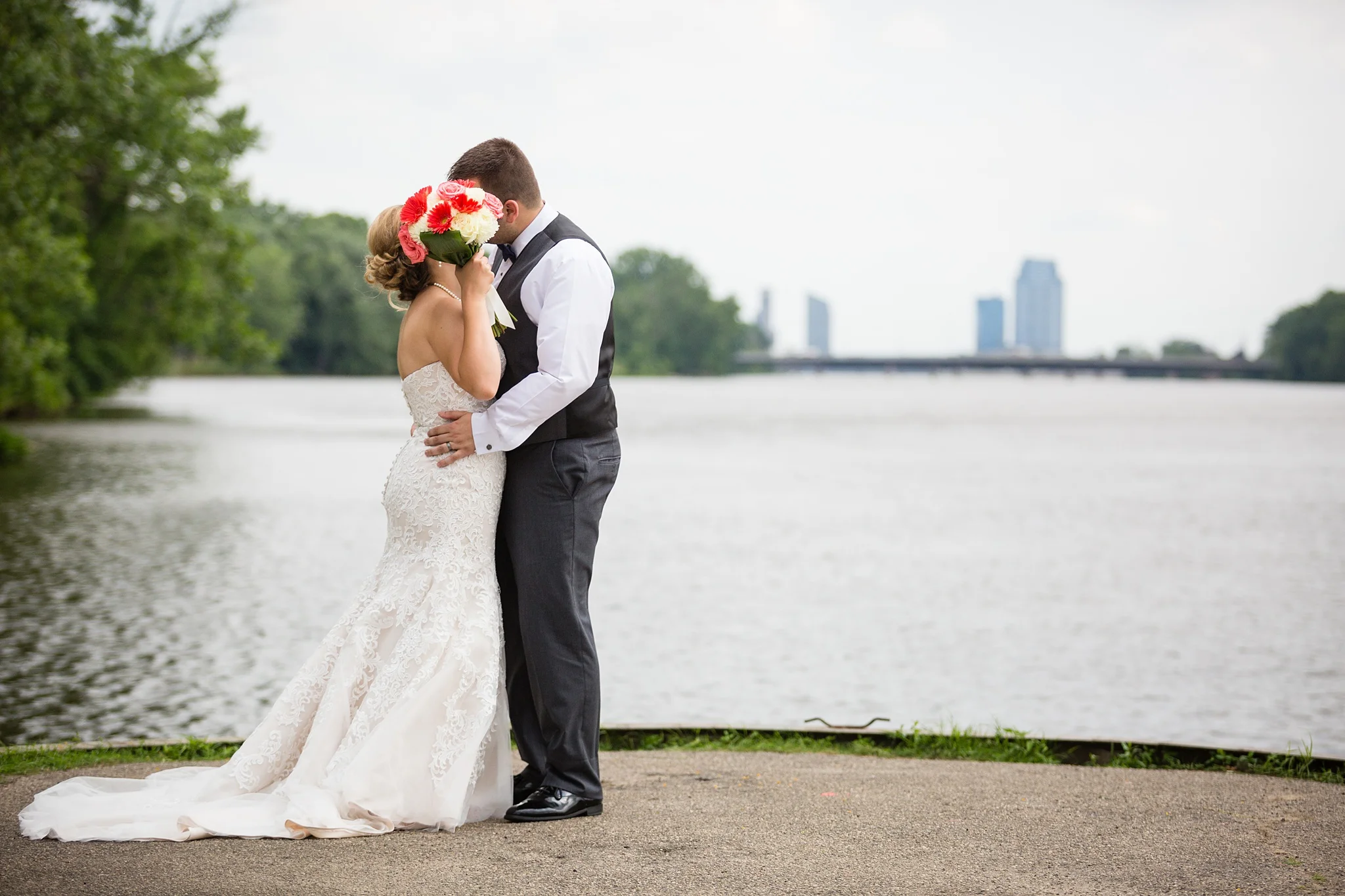 Brandon_Shafer_Photography_Grand_Rapids_Bride_Groom_0040.jpg
