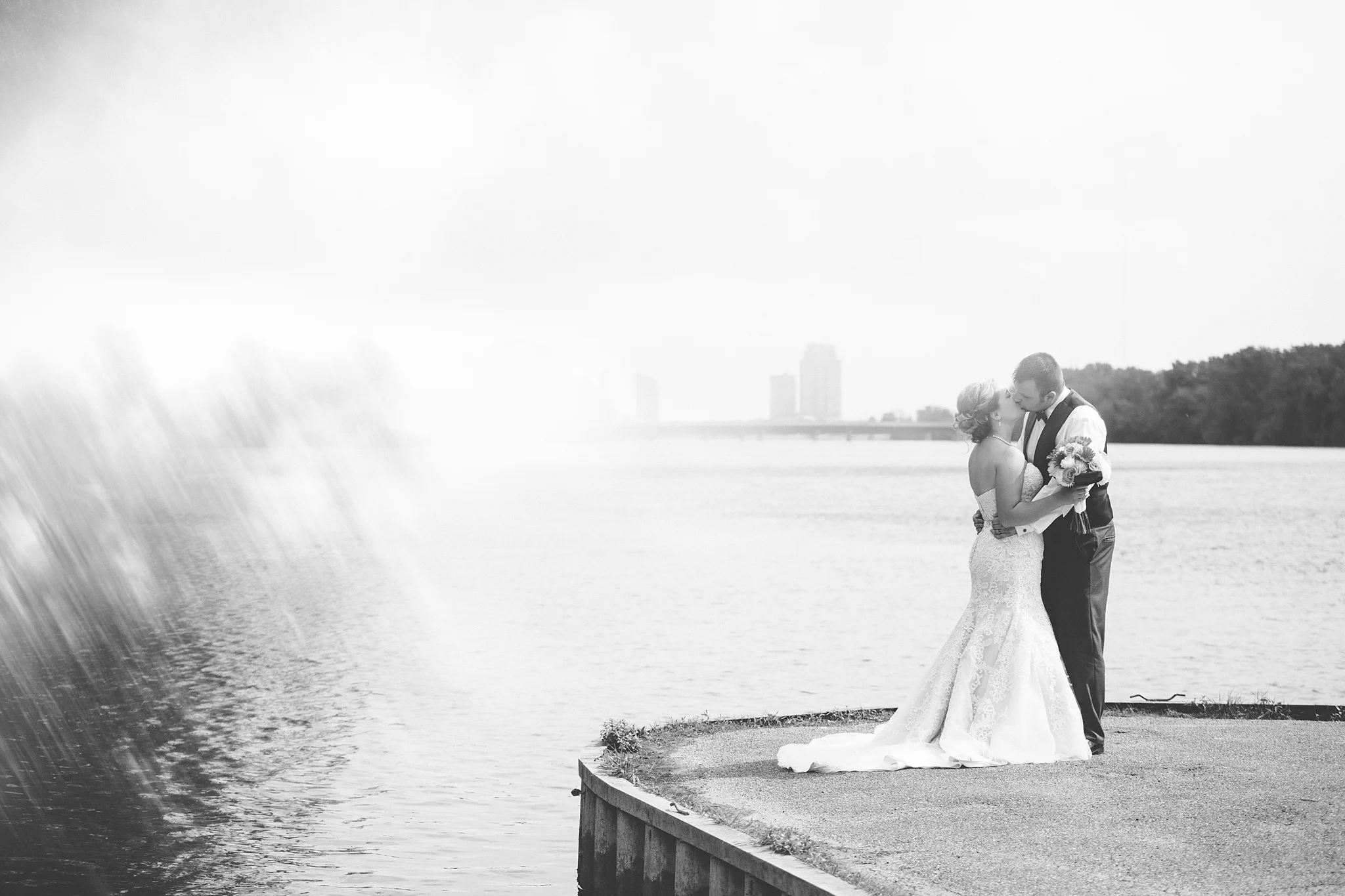 Brandon_Shafer_Photography_Grand_Rapids_Bride_Groom_0042.jpg