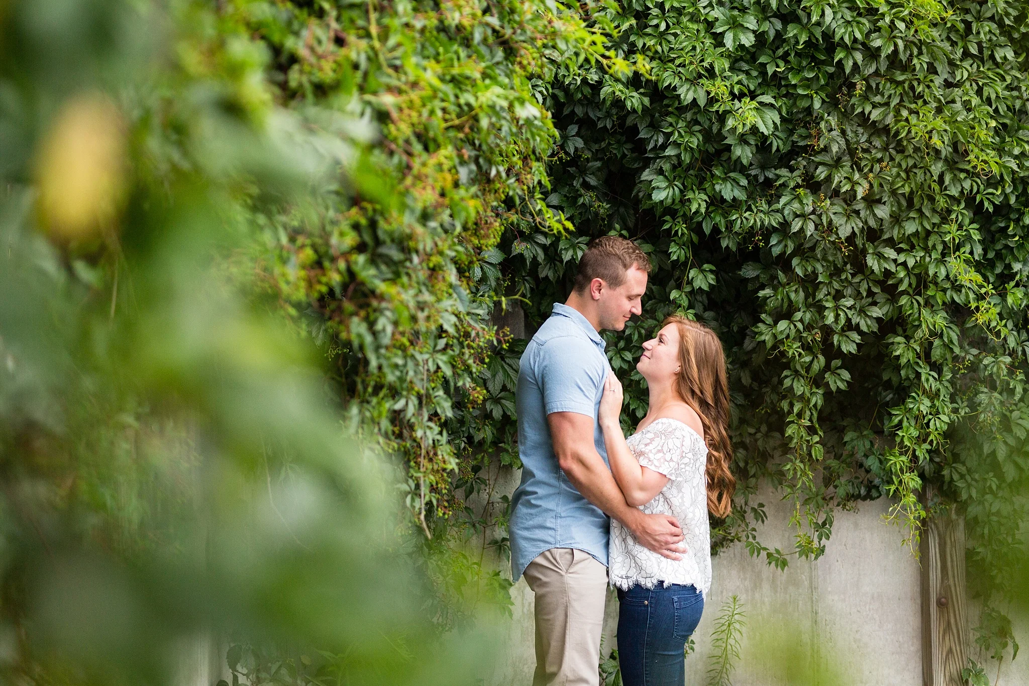 Lila_Ryan_Holland_Lakeshore_Beach_Drone_Engagement_Photos_0002.jpg