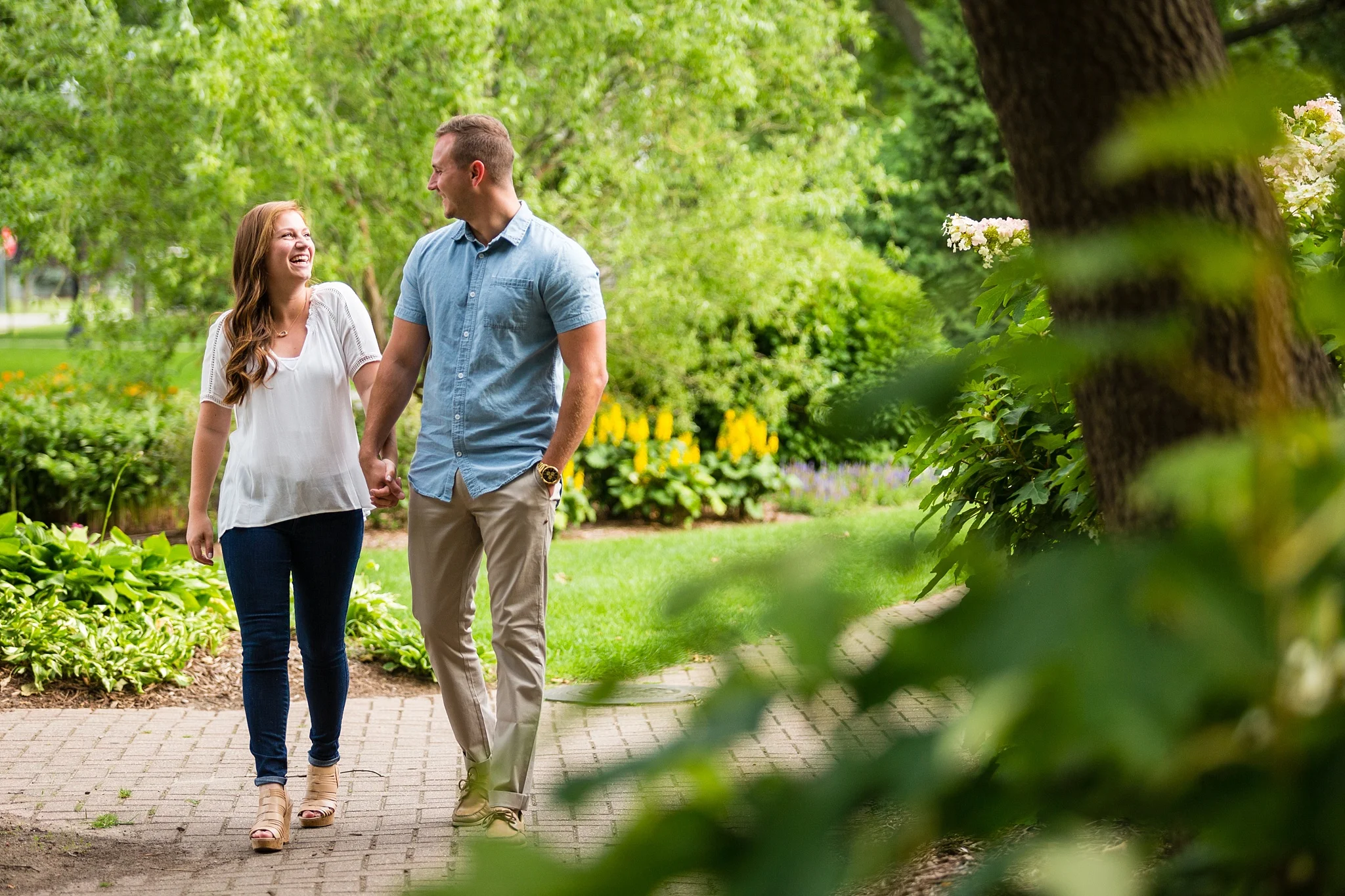 Lila_Ryan_Holland_Lakeshore_Beach_Drone_Engagement_Photos_0006.jpg