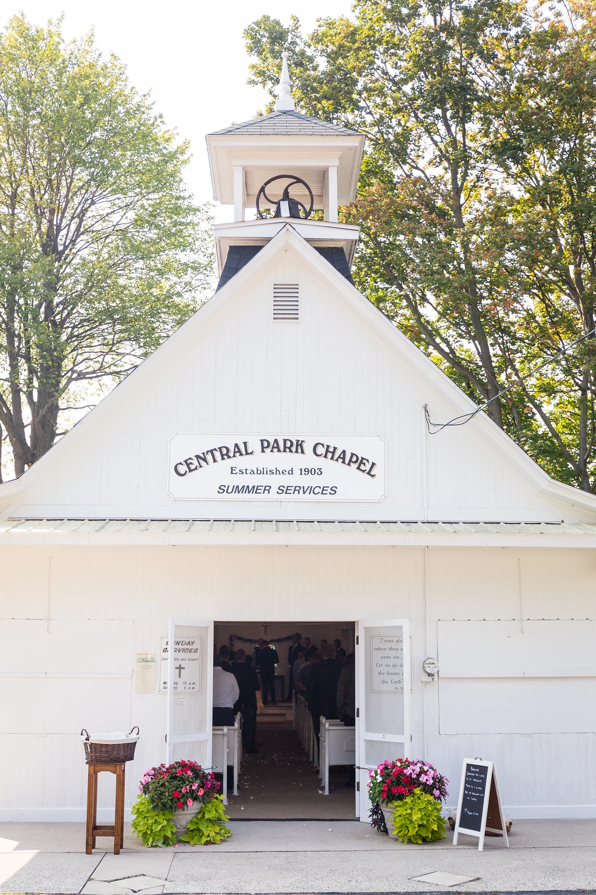 Brandon_Shafer_Photography_Ryan_Lila_Holland_Wedding_0043.jpg