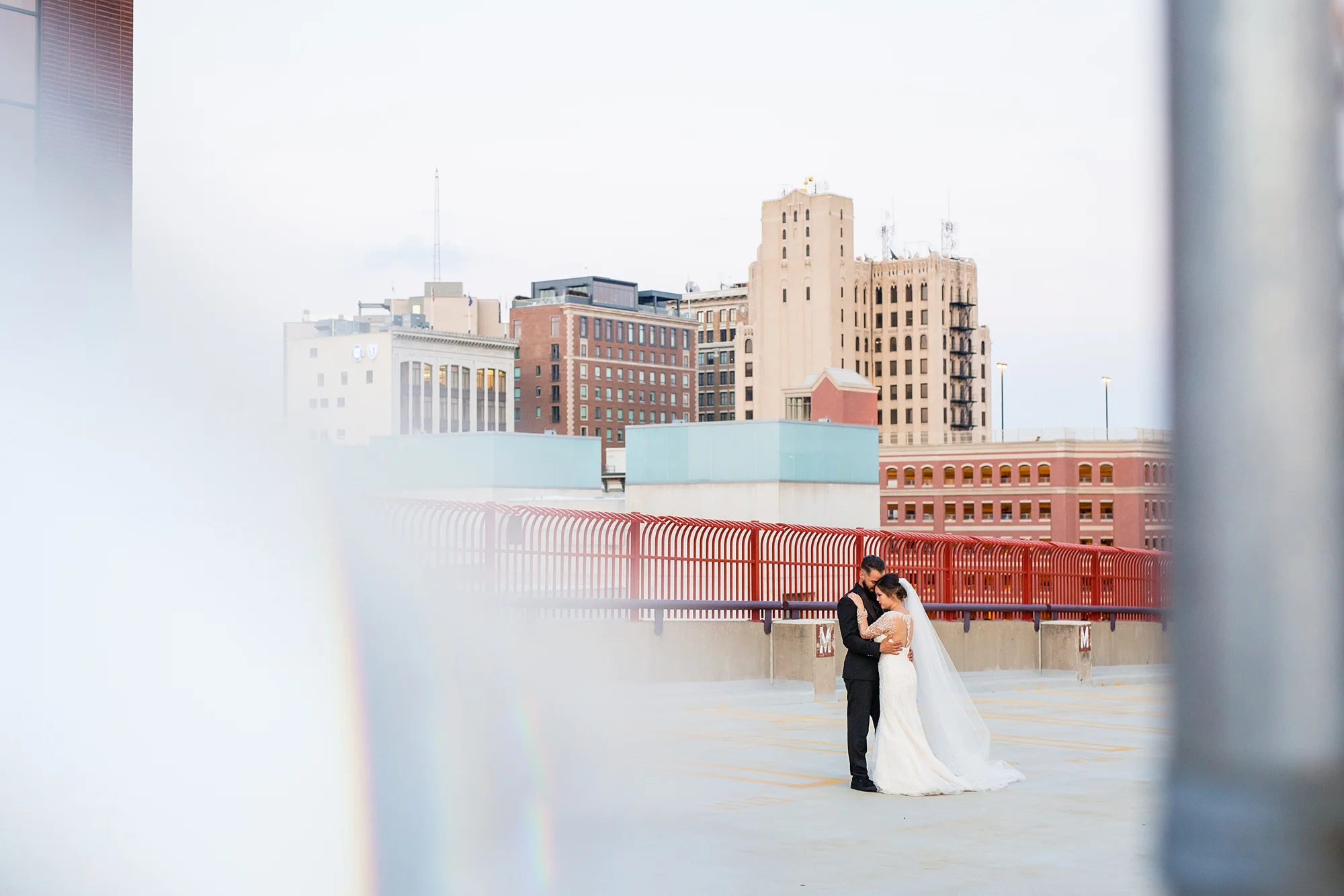 Brandon_Shafer_Photography_tommy_Darline_GrandRapids_Wedding_0094.jpg