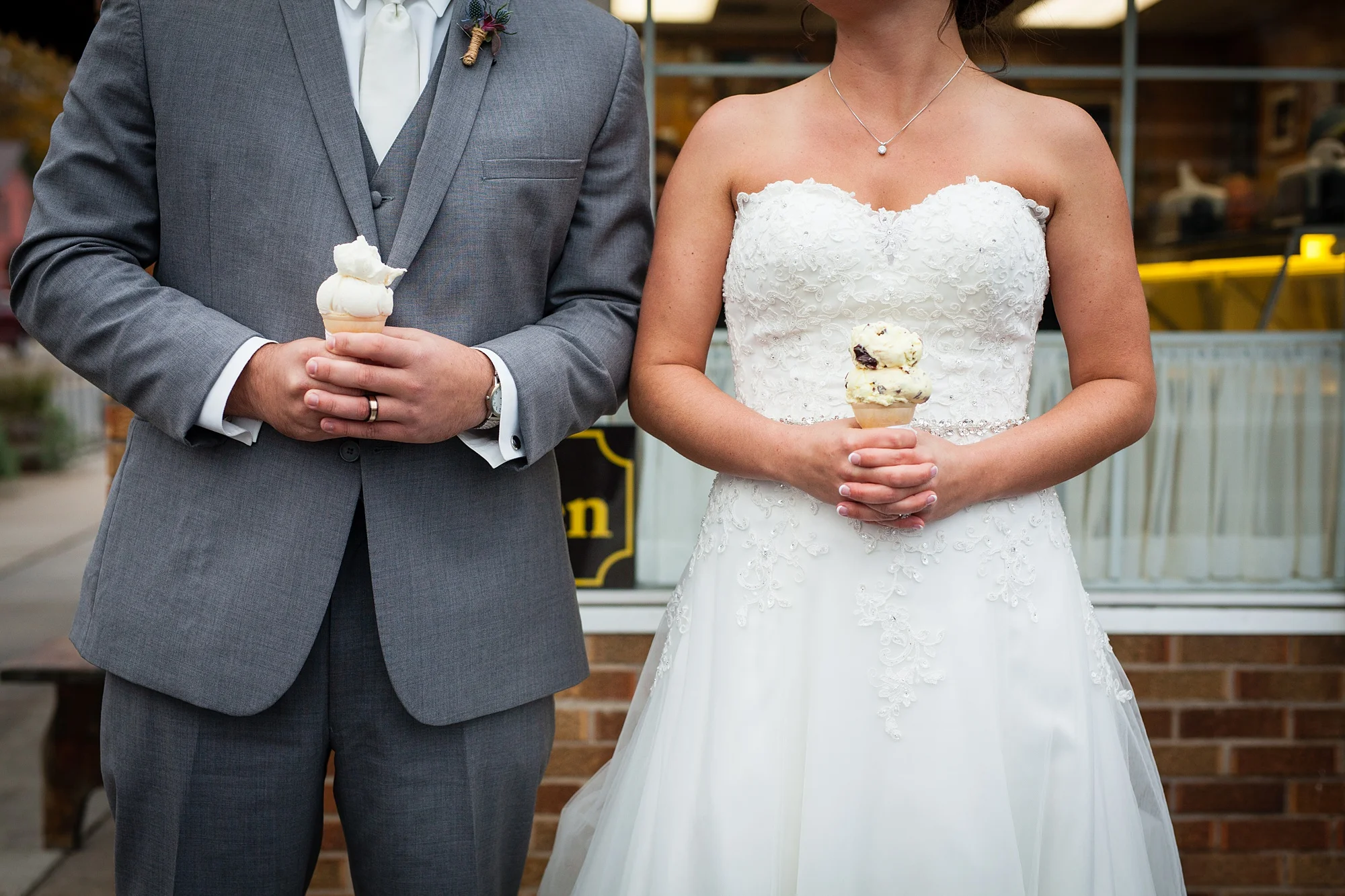 Brandon_Shafer_Photography_Emily_Travis_Kalamazoo_Wedding_Photography_0043.jpg