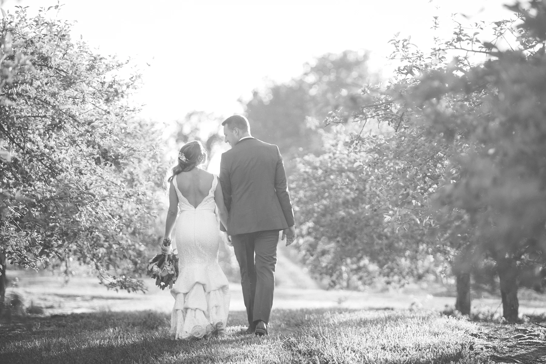 Brandon_Shafer_Photography_Kara_Doug_12_corners_Wedding_Benton_Harbor_0080.jpg