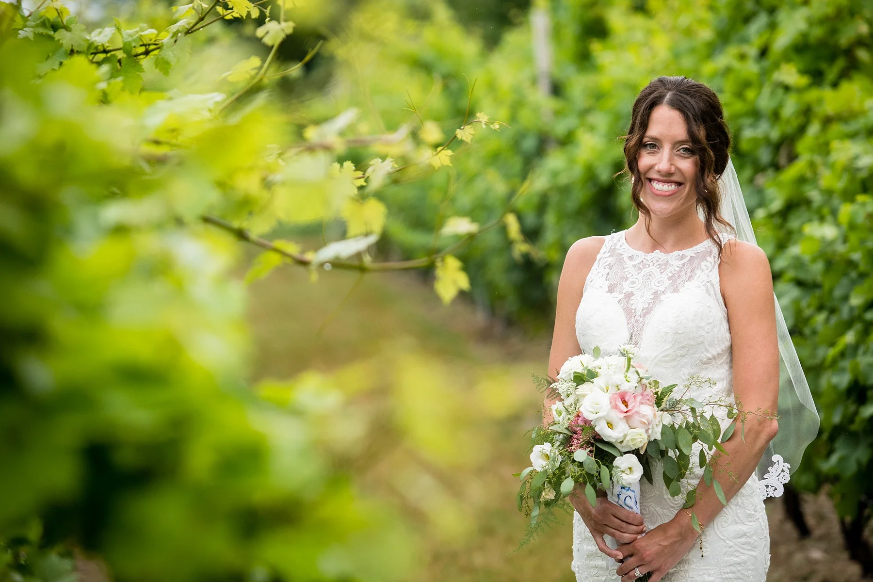 Brandon_Shafer_Photography_Elizabeth_Scott_Traverse_City_Wedding_0042.jpg