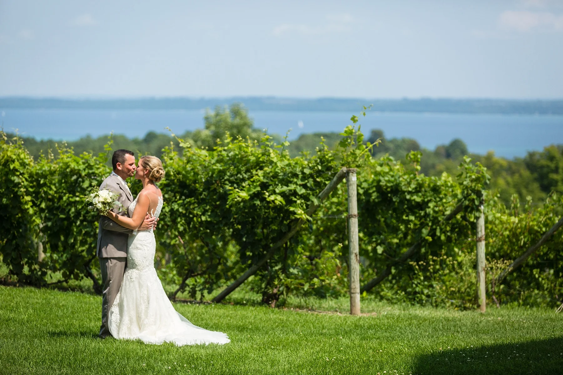 Brandon_Shafer_Photography_Lauren_Vasile_Ciccone_Vineyard_Suttons_Bay_Wedding_0028.jpg