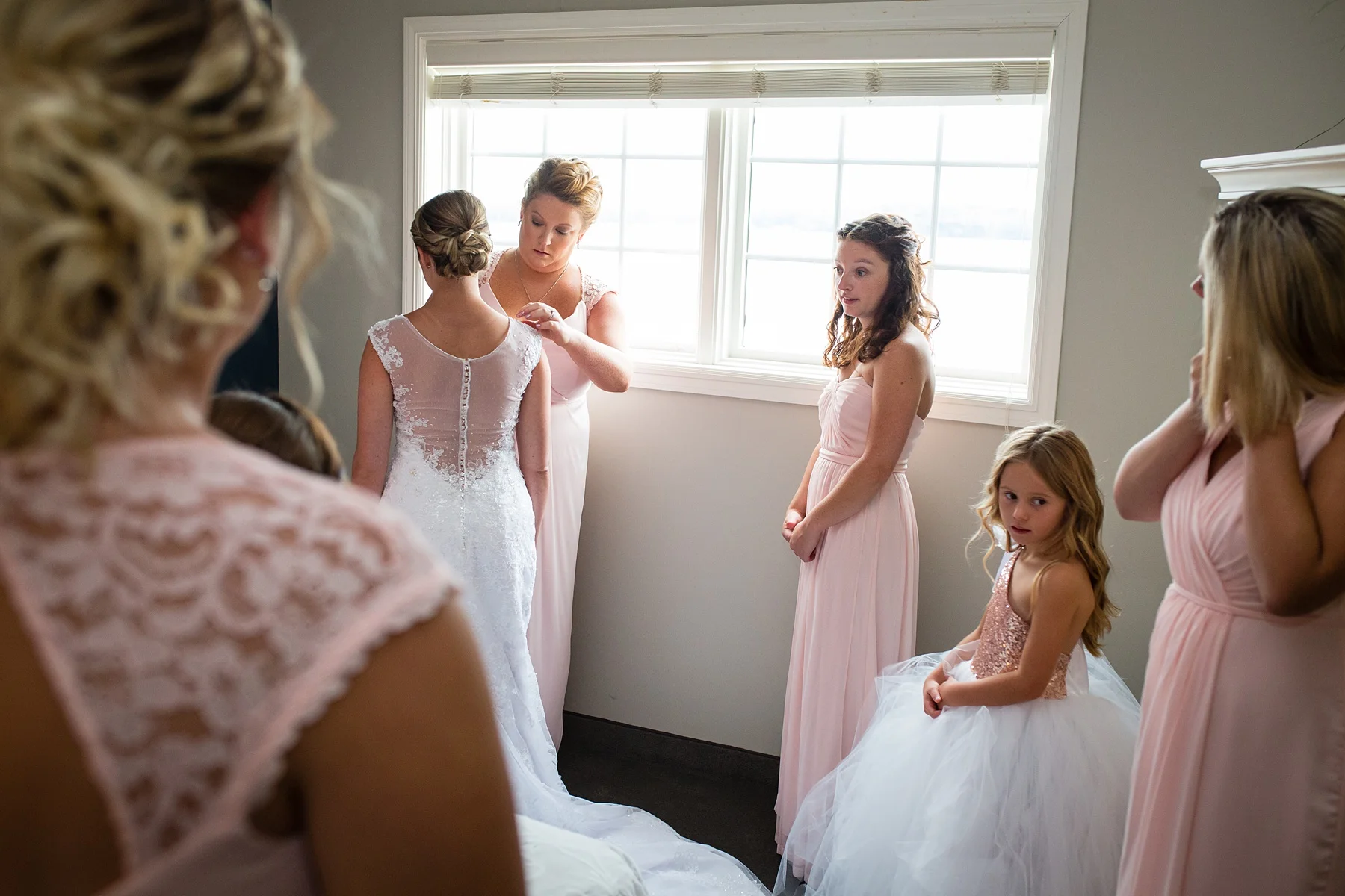 Brandon_Shafer_Photography_Emily_Steve_Bay_Pointe_GunLake_Wedding_0012.jpg