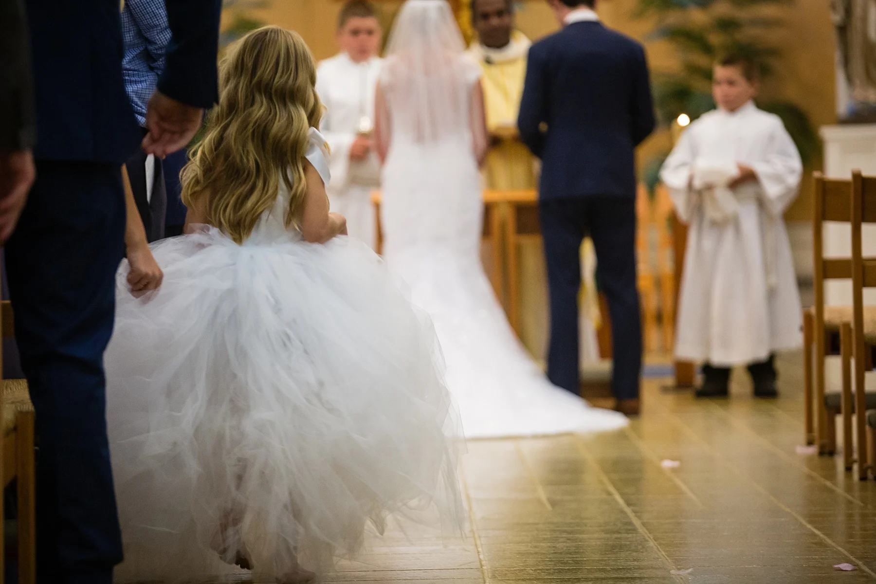 Brandon_Shafer_Photography_Emily_Steve_Bay_Pointe_GunLake_Wedding_0025.jpg