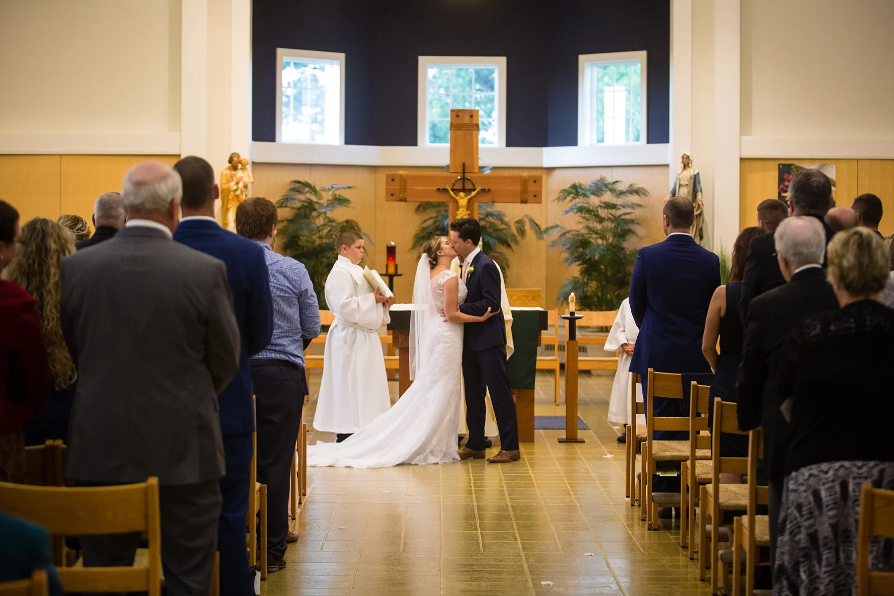 Brandon_Shafer_Photography_Emily_Steve_Bay_Pointe_GunLake_Wedding_0029.jpg