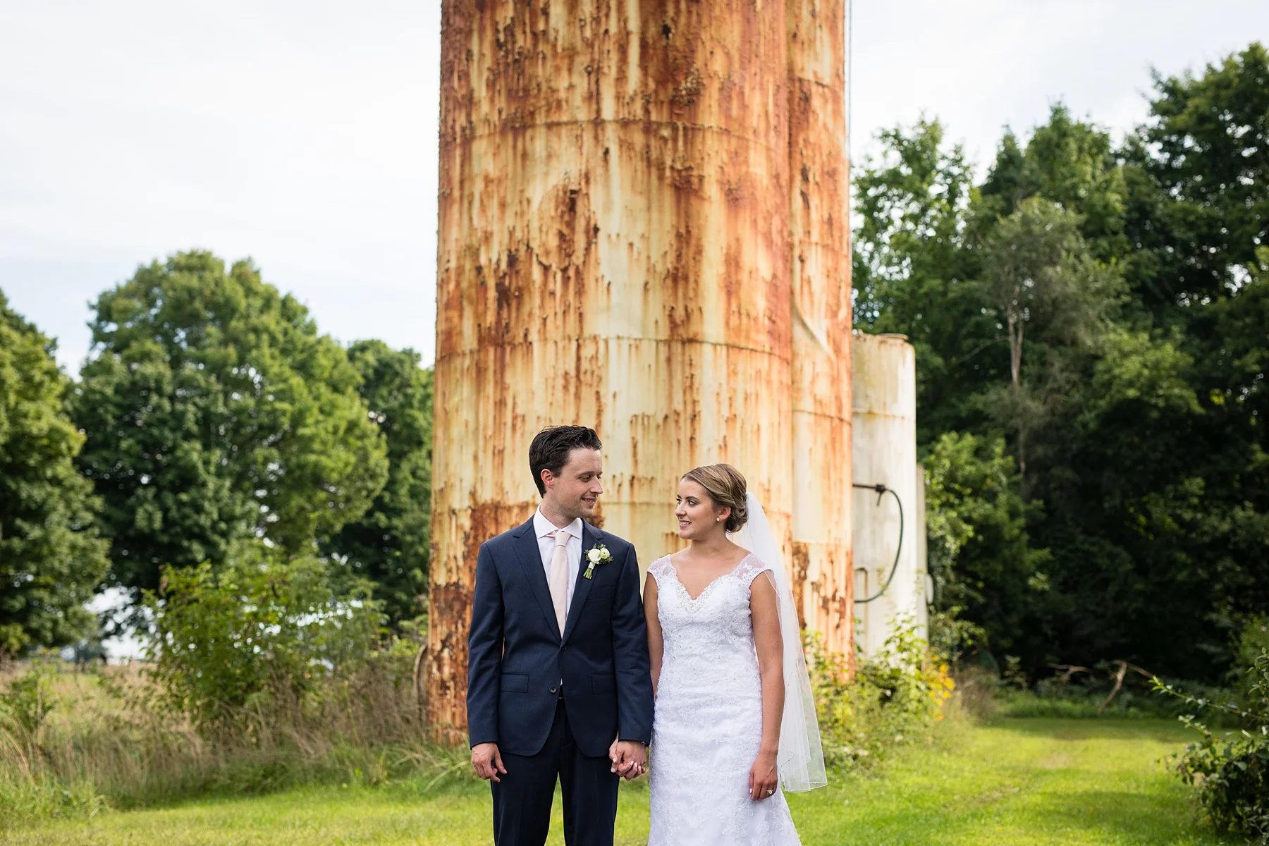 Brandon_Shafer_Photography_Emily_Steve_Bay_Pointe_GunLake_Wedding_0047.jpg