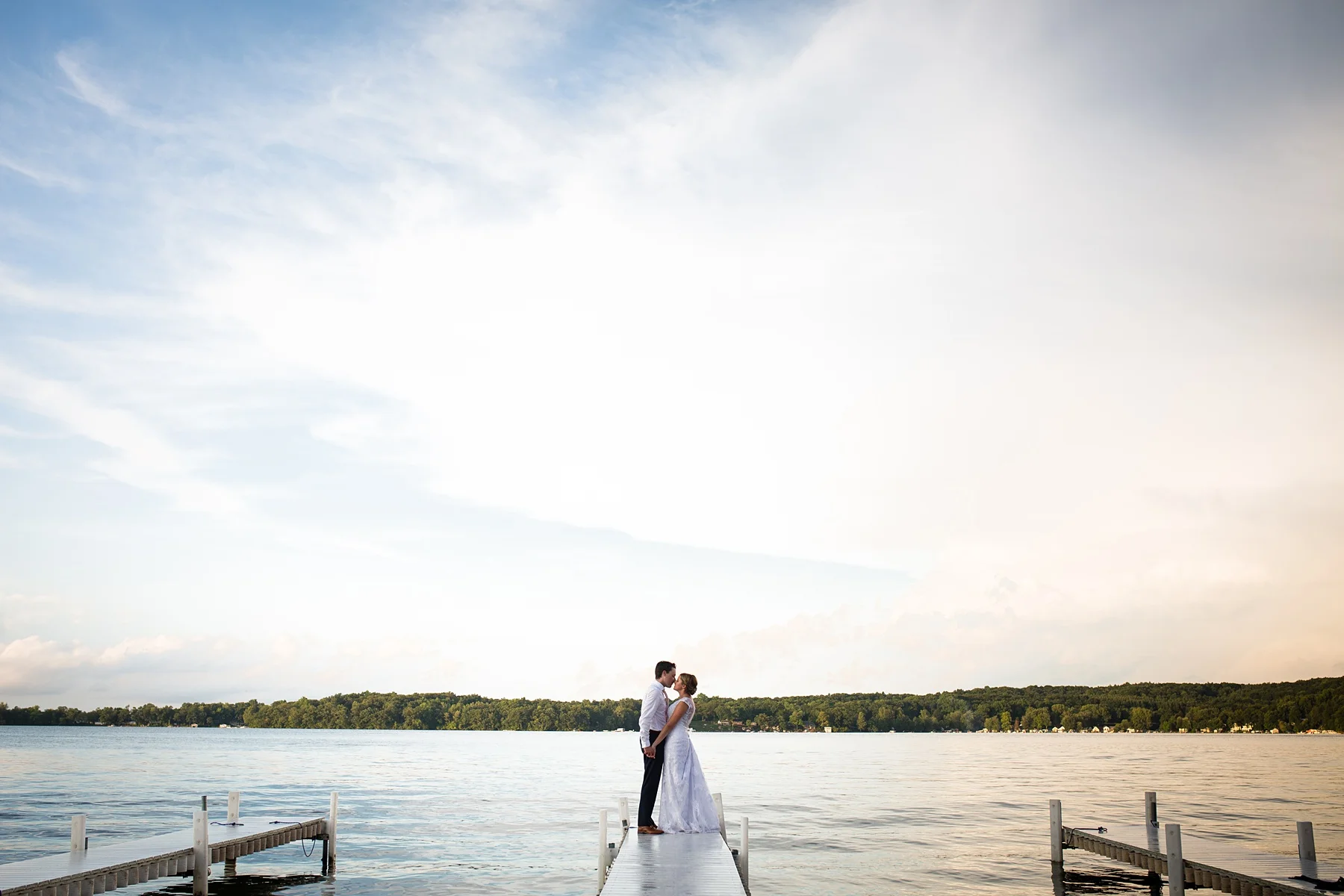 Brandon_Shafer_Photography_Emily_Steve_Bay_Pointe_GunLake_Wedding_0057.jpg