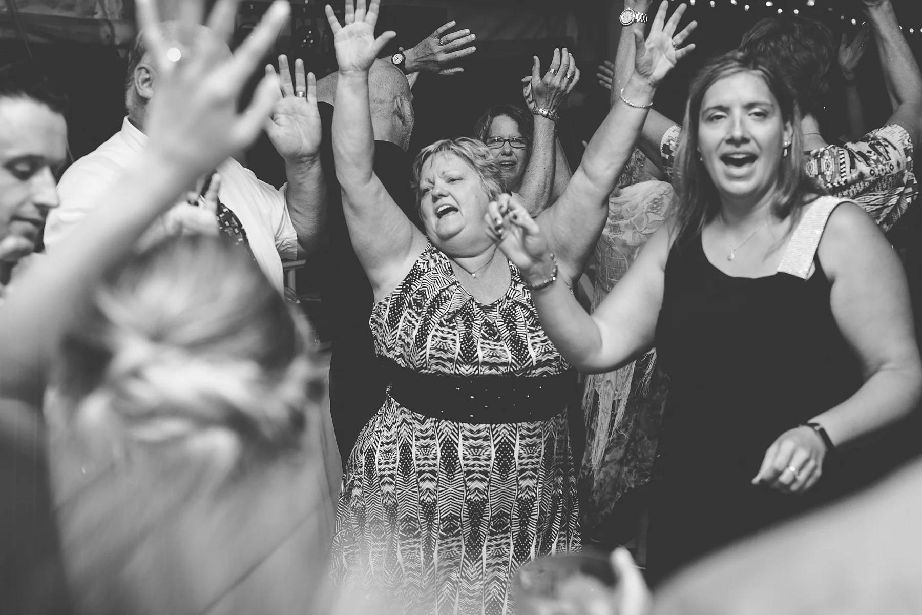 Brandon_Shafer_Photography_Emily_Steve_Bay_Pointe_GunLake_Wedding_0060.jpg