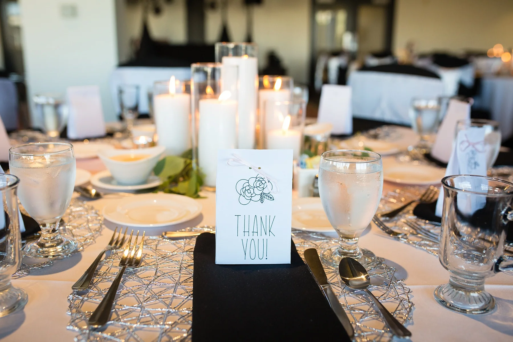 Brandon_Shafer_Photography_Brad_Sarah_Downtown_Grand_Rapids_Wedding_0051.jpg