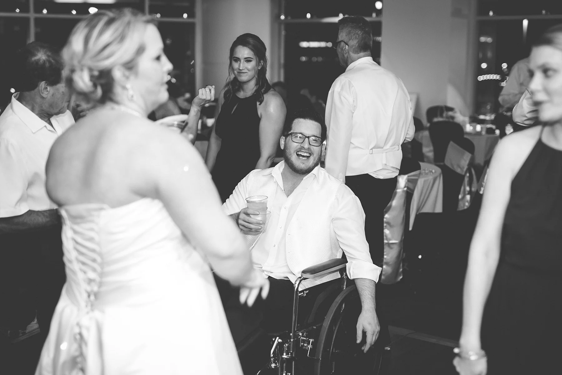Brandon_Shafer_Photography_Brad_Sarah_Downtown_Grand_Rapids_Wedding_0067.jpg