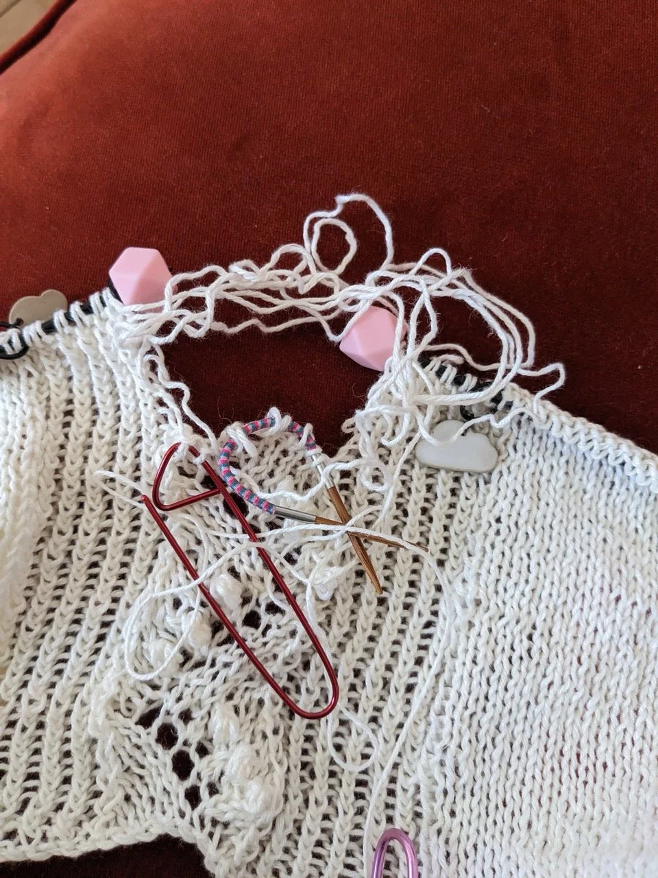 Chirurgie sur tricot etc