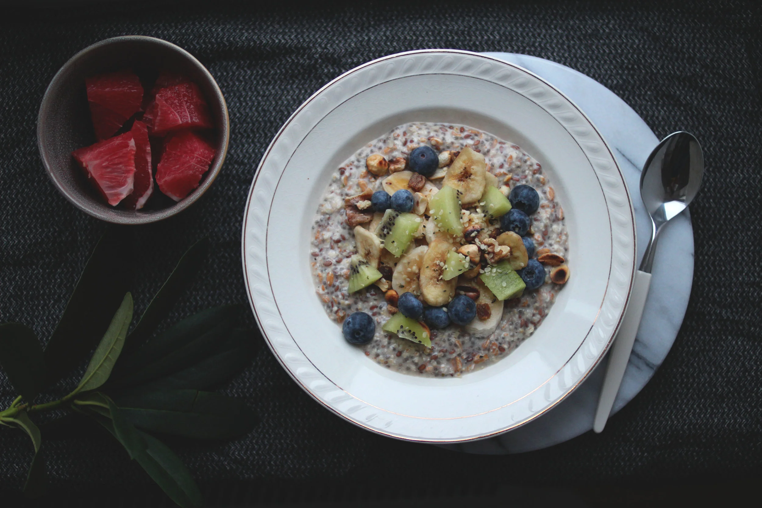 Kjøleskapsgrøt m. speltflak & rismelk + åpning av RÅVARENE