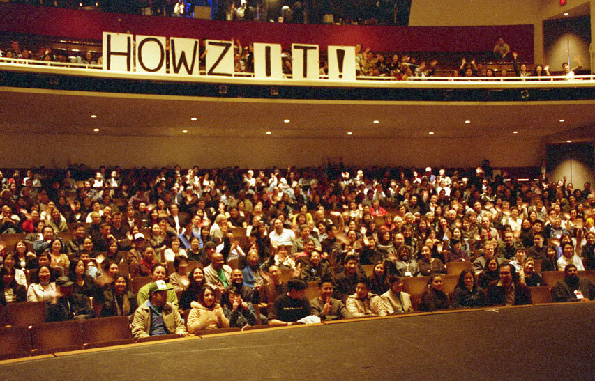 HOWZIT!  |  Thursday, May 8, 2003  |  Aratani/Japan America Theatre