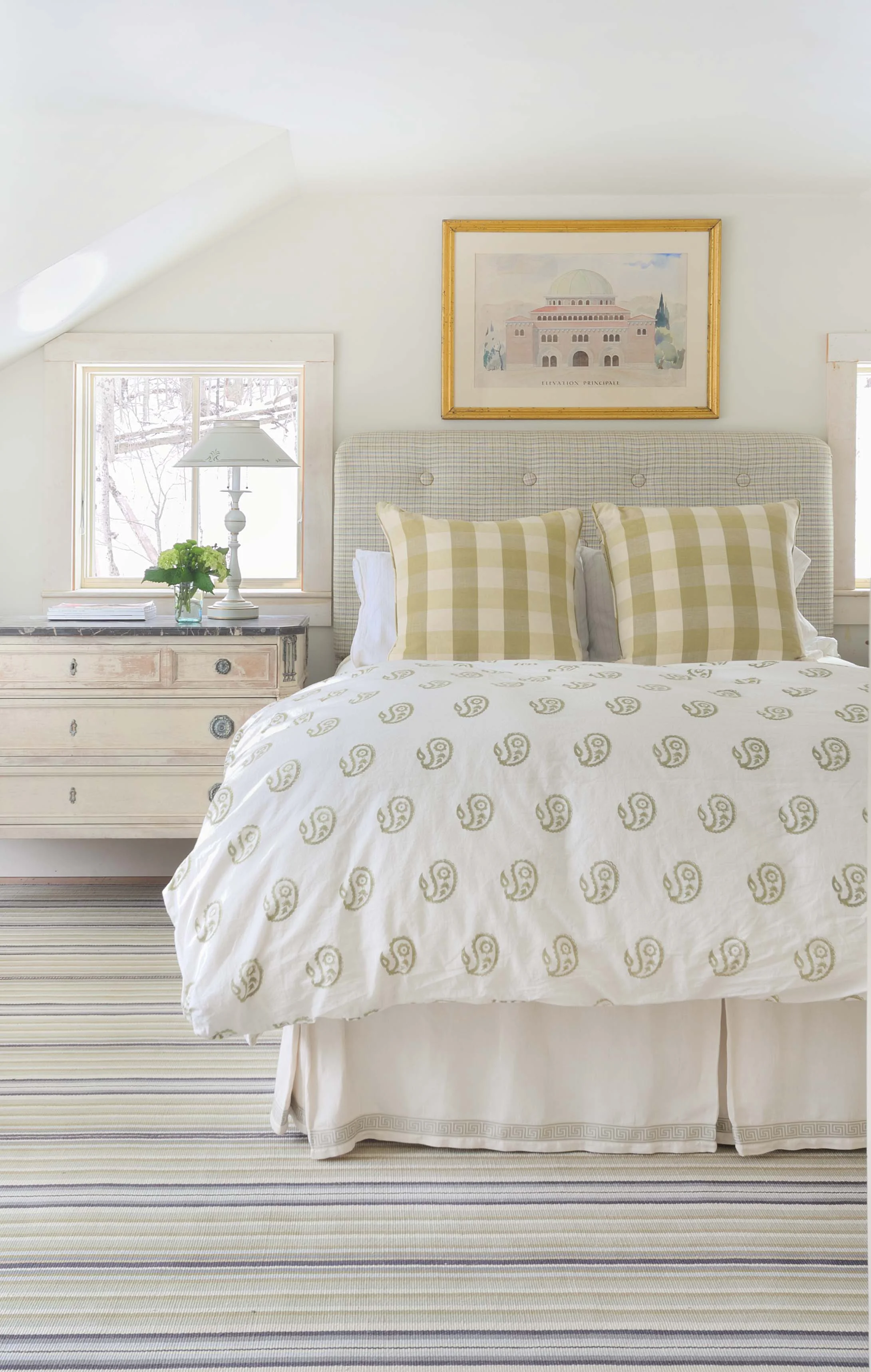 MasterBed01.jpg