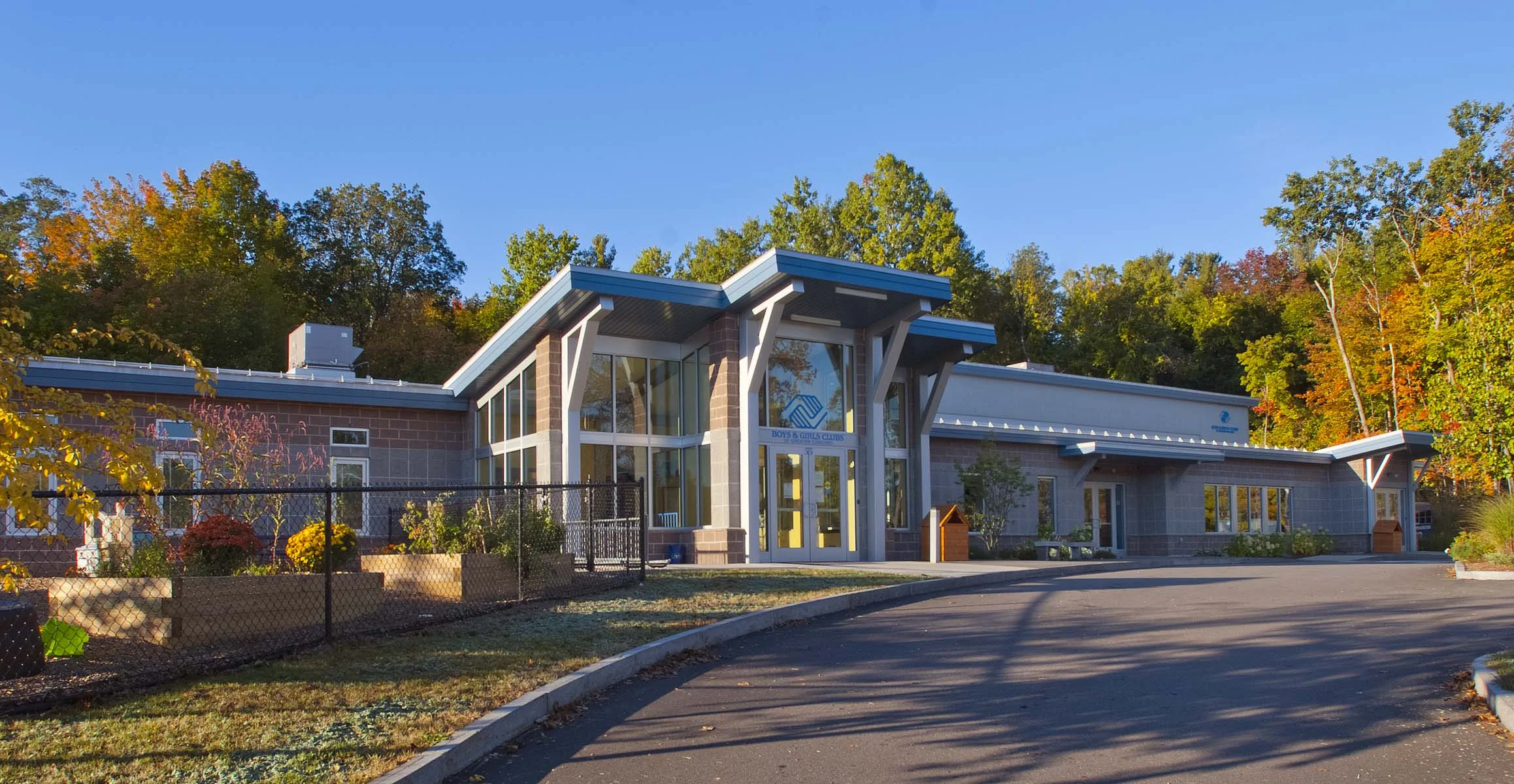 BoysAndGirlsClub08.jpg