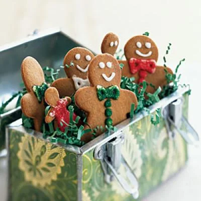 What You Don’t Know About Holiday Cards and Gifts