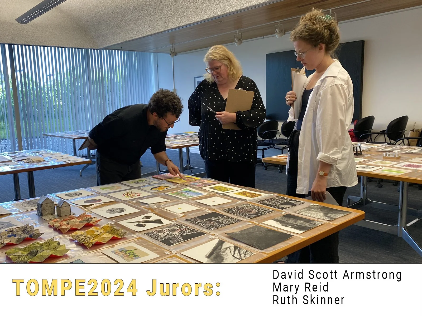 Juror-Slide_4x3.jpg