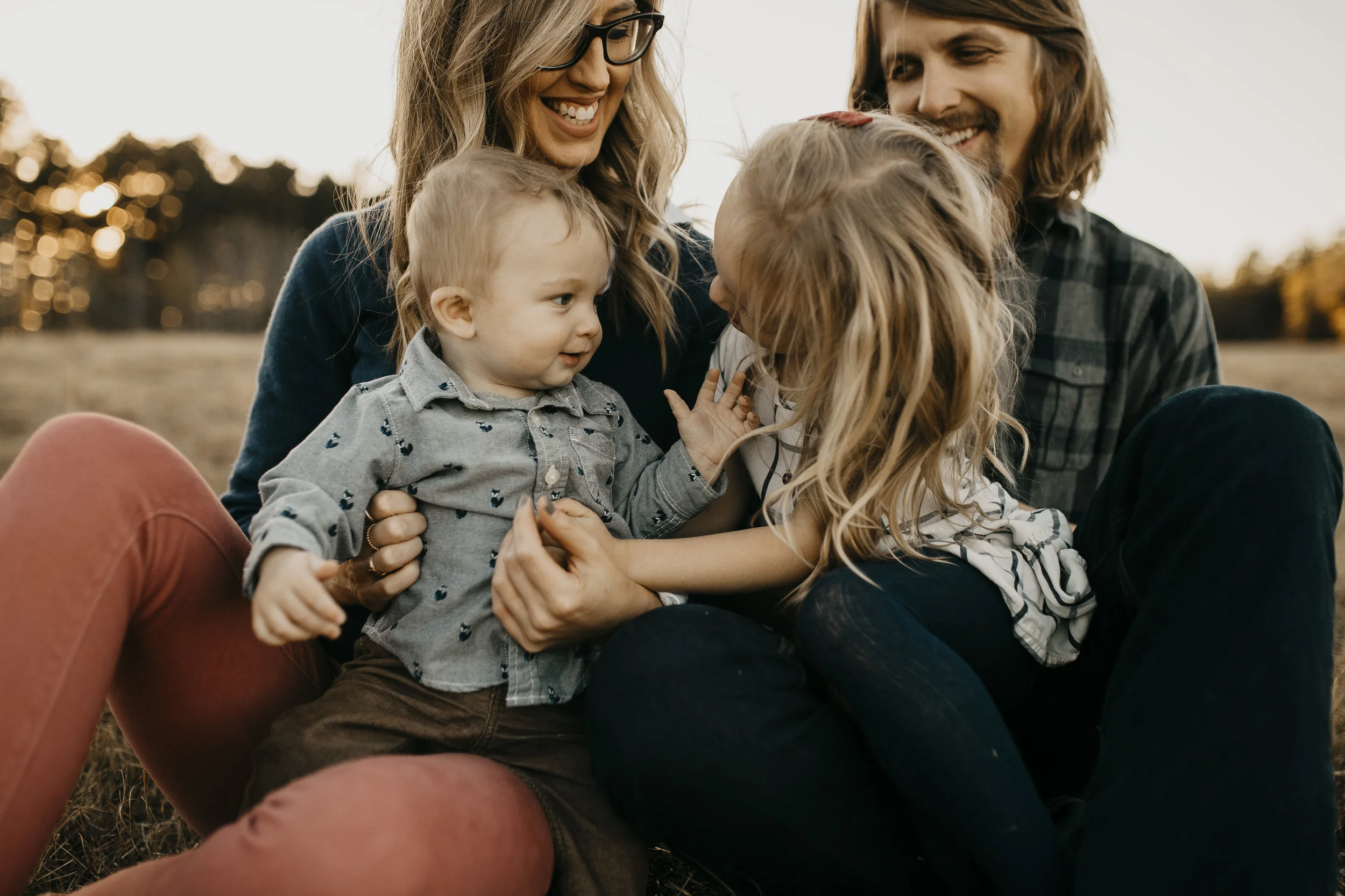 Lifestyle Family Photographer - The Harp Family