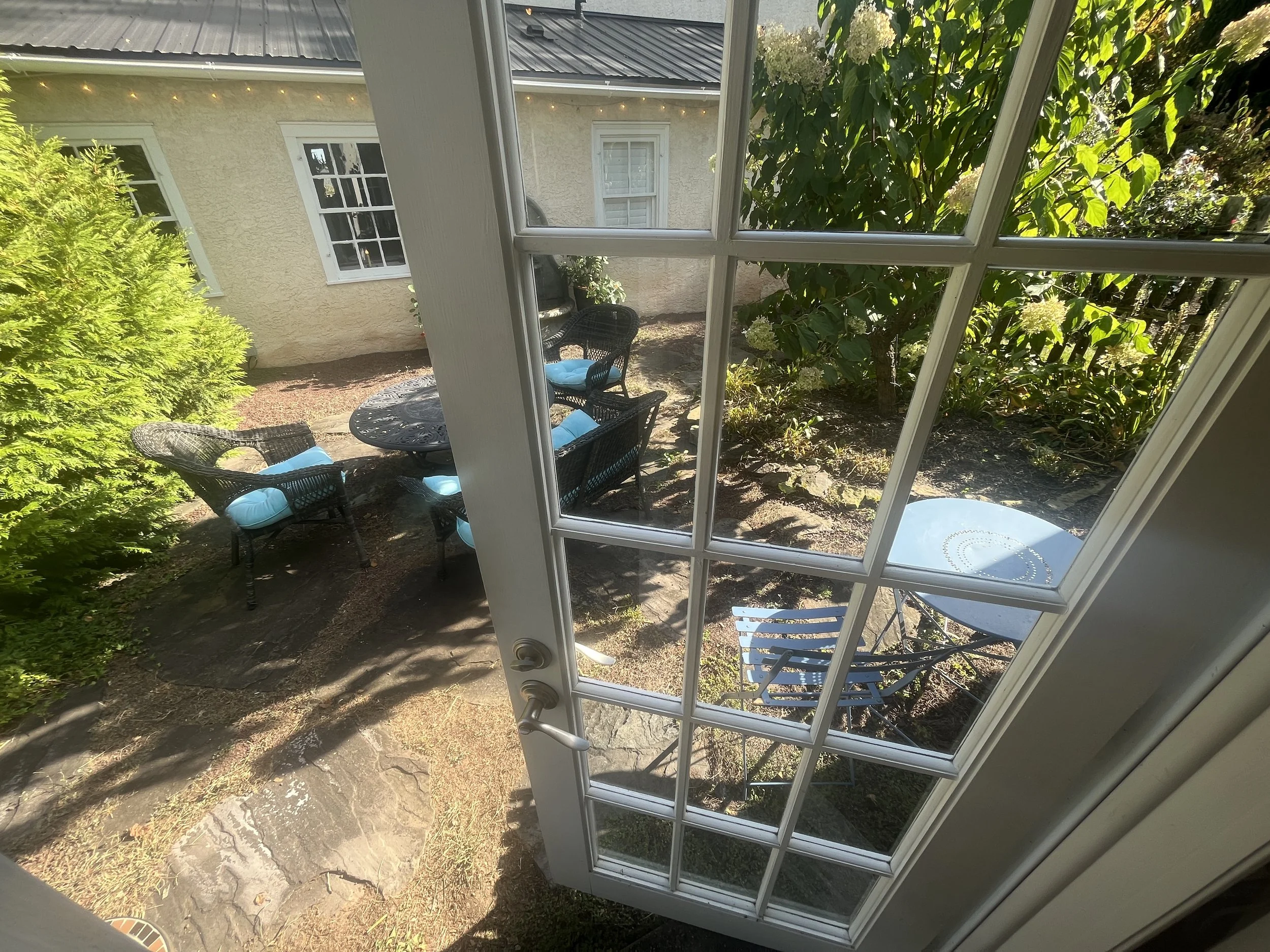 How To Create A Courtyard