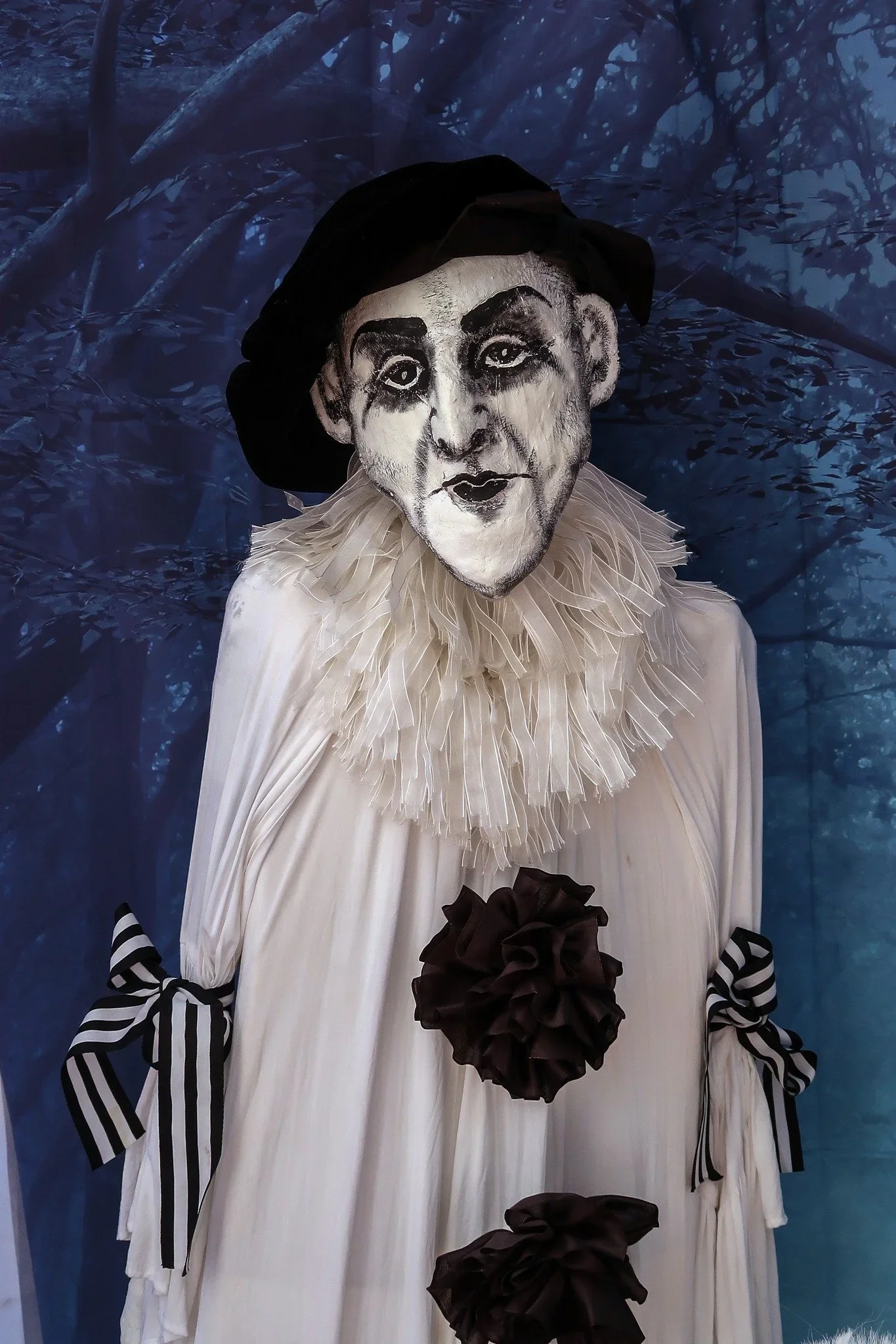 Lambertville’s Halloween Magic: A Funky, Creative Rivertown Comes Alive
