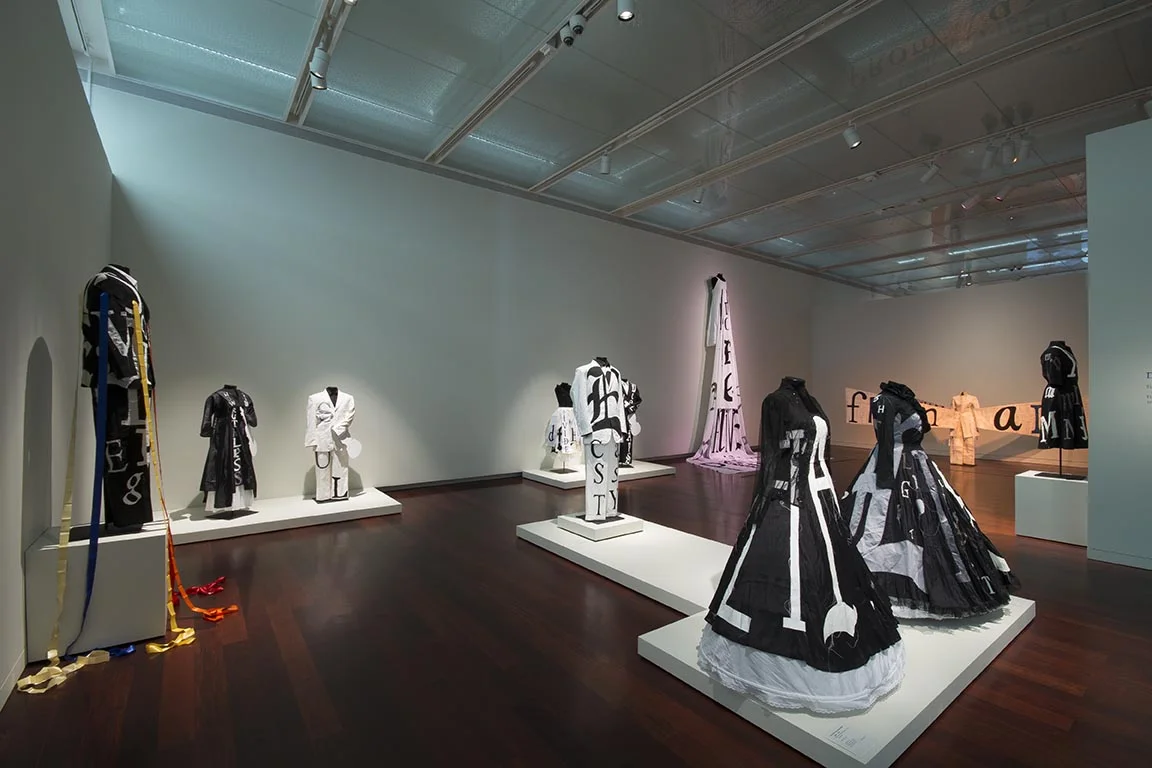 Lesley Dill: Performance as Art