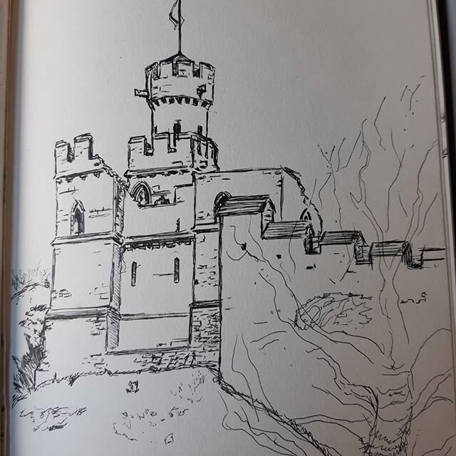 Lincoln castle 
#locationdrawing #lincoln #lincolncastle #drawing #illustrationgram #illustration #art #drawingonlocation #observationaldrawing #artist #penart #illustrator