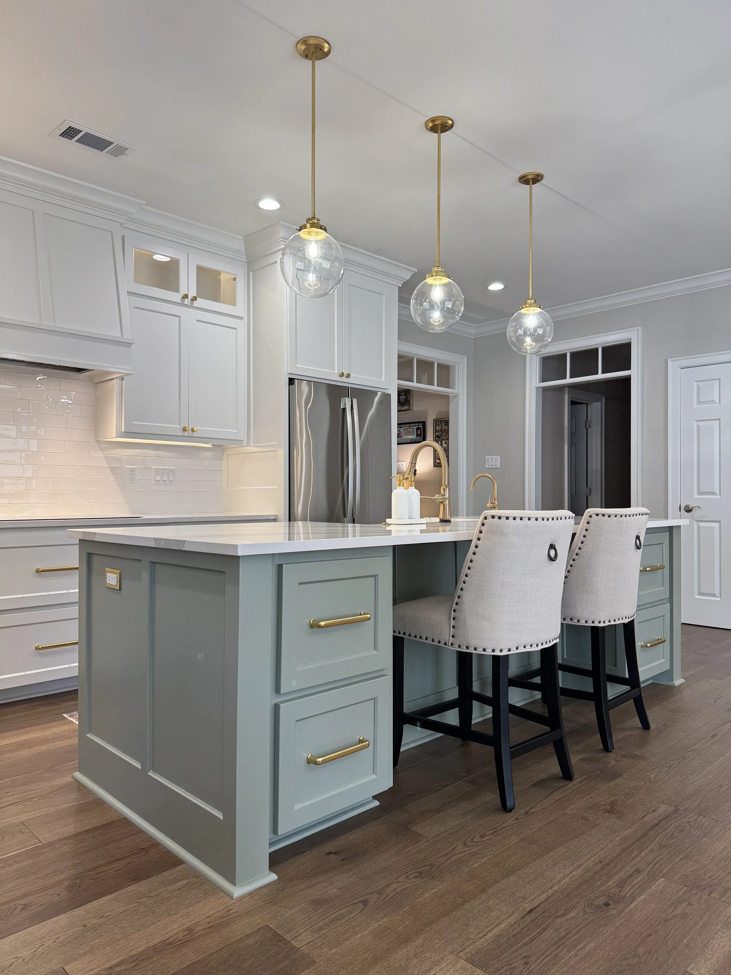 Traditional Transitional Kitchen Remodel by Hendricks Remodeling Inc. project photo 4