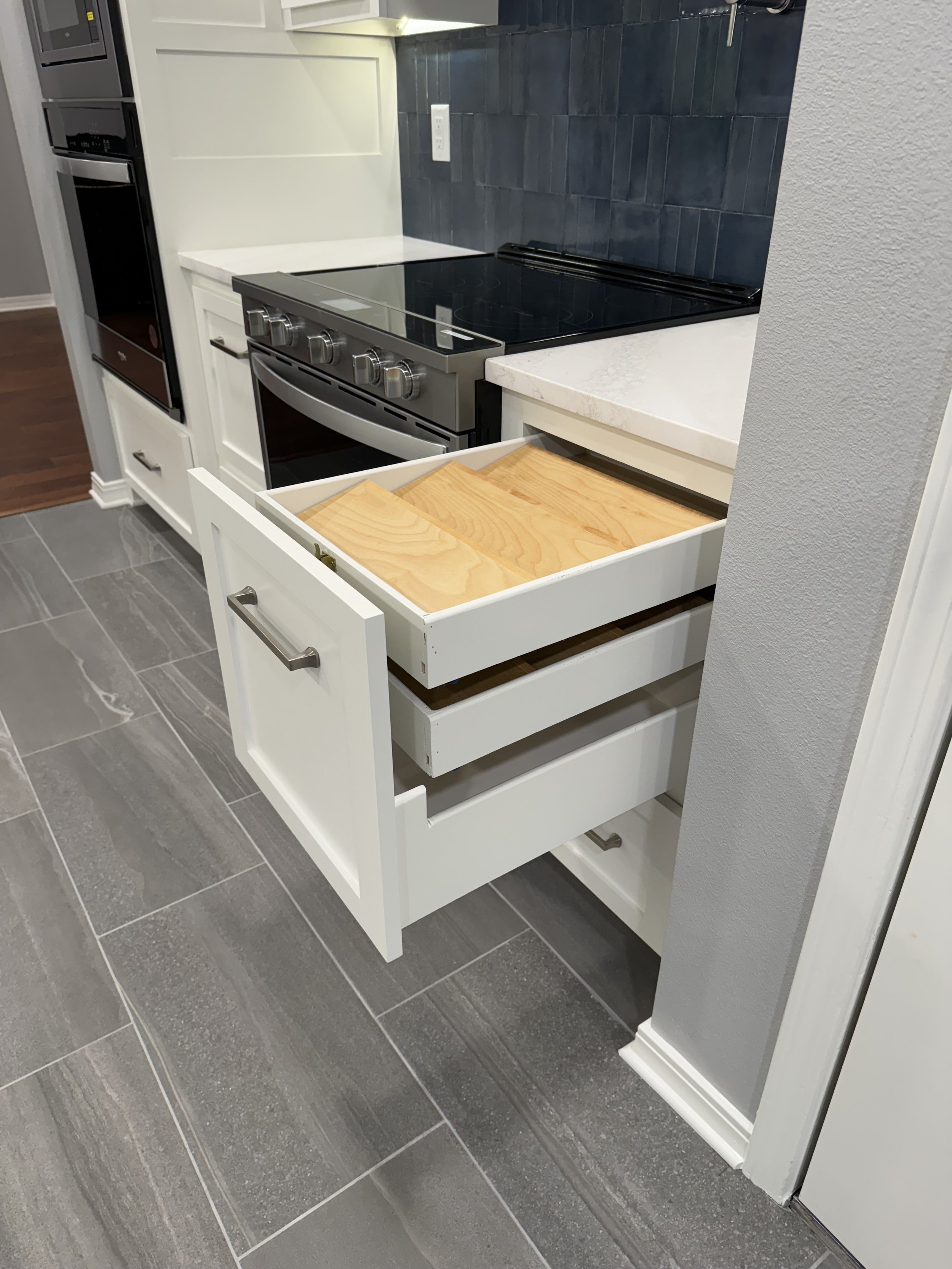 Contemporary Transitional Kitchen Remodel by Hendricks Remodeling Inc. project photo 3