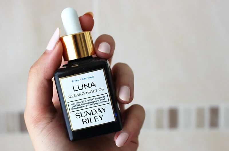 sunday-riley-luna-sleeping-night-oil-cosmetics-fragrance_compressed.jpg