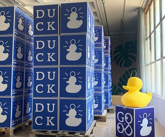 Greetings from our studio/warehouse!

Madame Duck Duck is inspecting the latest delivery from our Barcelona rotomoulding partners. 
And just for fun the boxes are now blue, inspired by Pantone&rsquo;s color of the year : classic blue.

These are all 