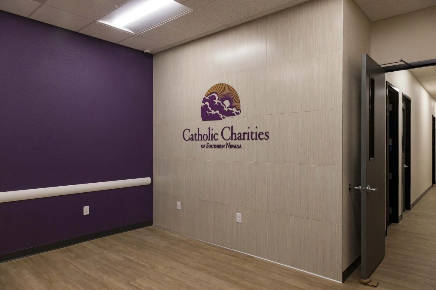 Final pictures for the office renovation at Catholic Charities of Southern Nevada. 

We have really enjoyed working with them and hope that this is just the first project of many
.
.
.
#architecturefirm #archdaily #archlovers #architecture #architect