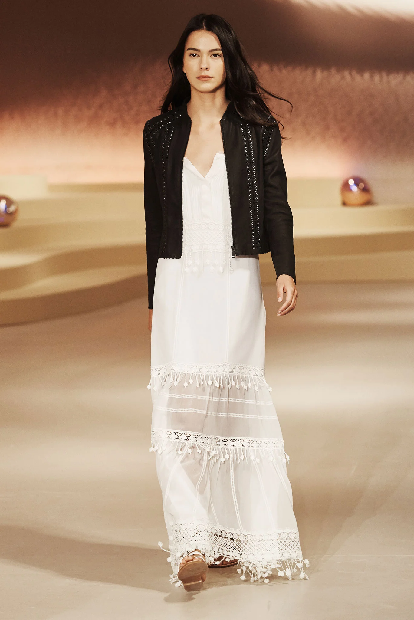 Look_07__Tahari_Gary_Golembiewski.jpg