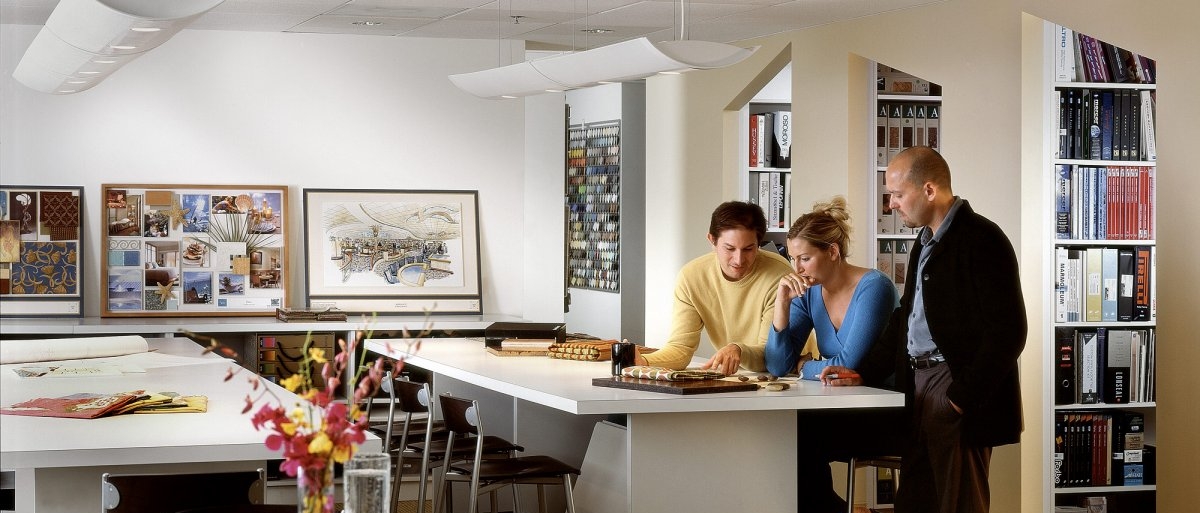 Hiring-an-interior-designer-Image-Courtesy-WhatSimplyWorks.jpg