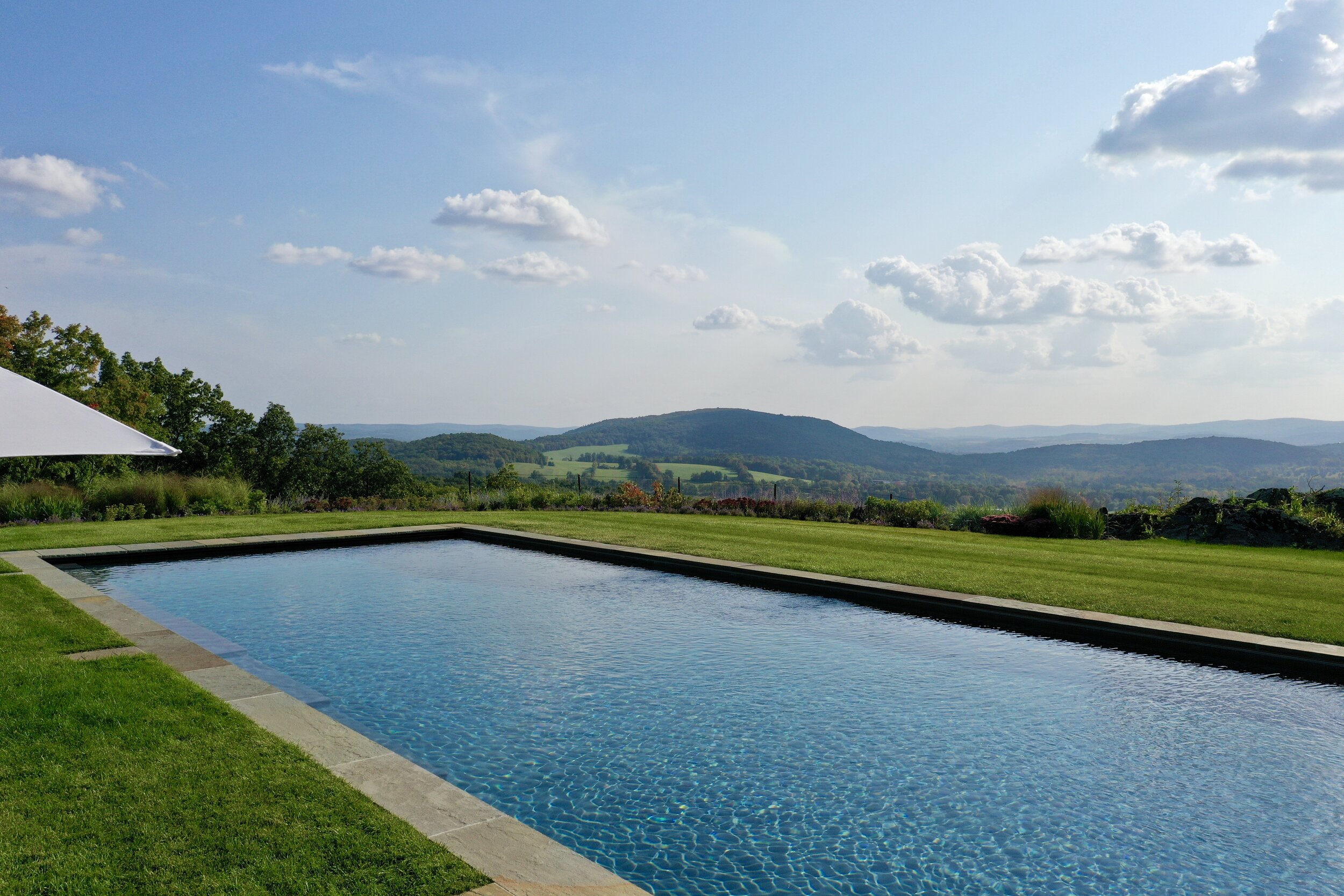COUNTRY — DRAKELEY POOL COMPANY