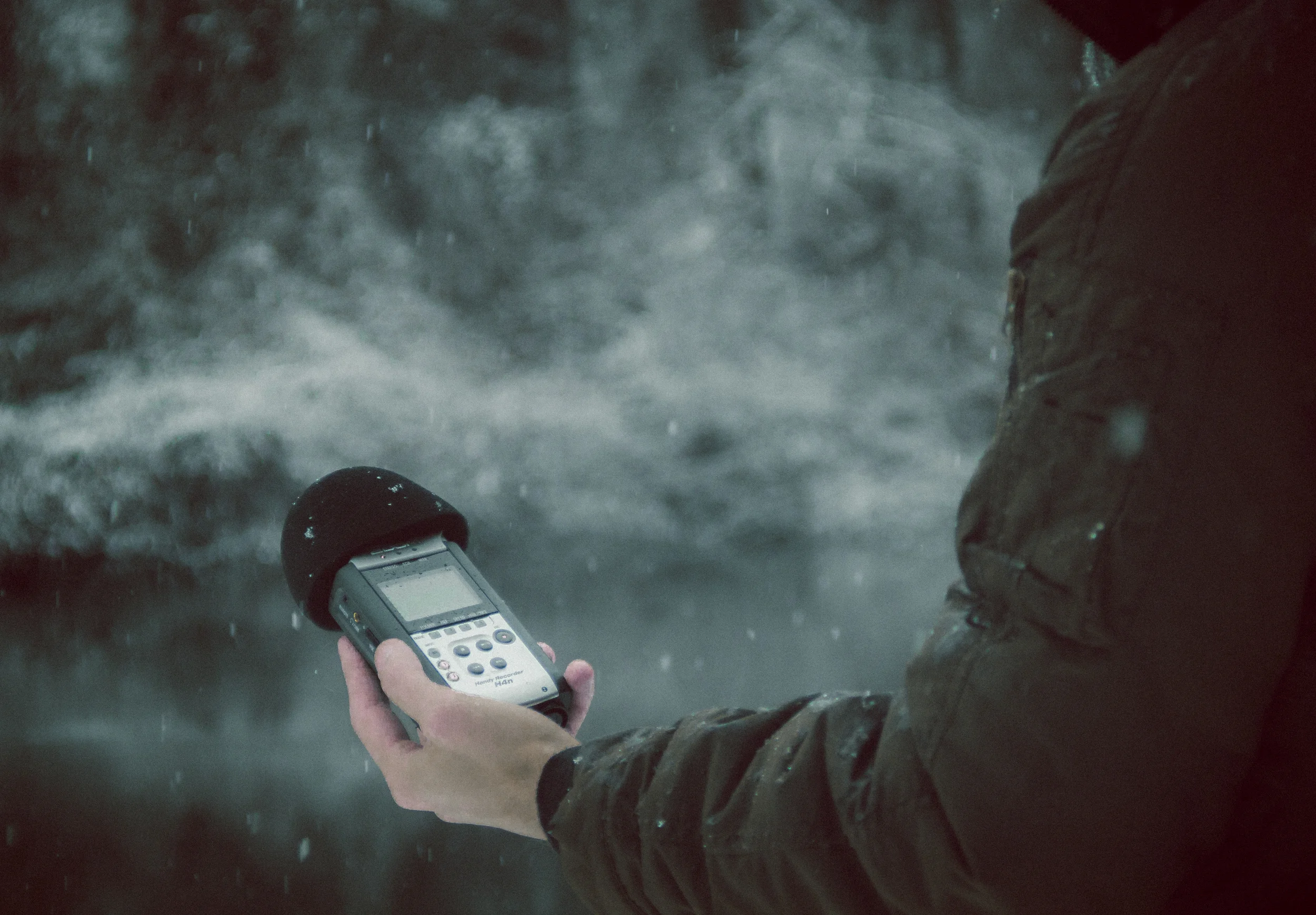 Sampling snowy ambiance. 