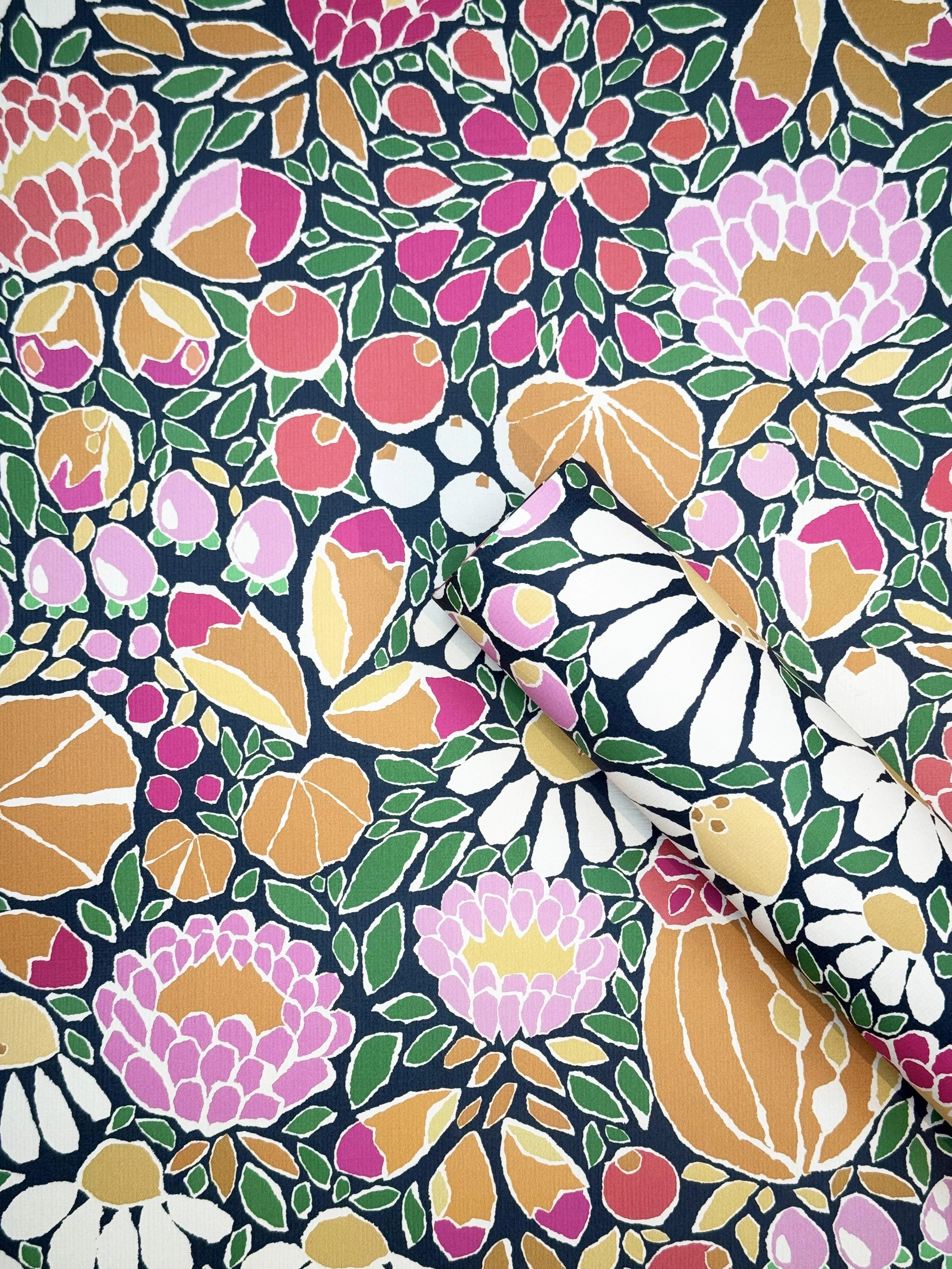 Seed Pod Wallpaper Sample