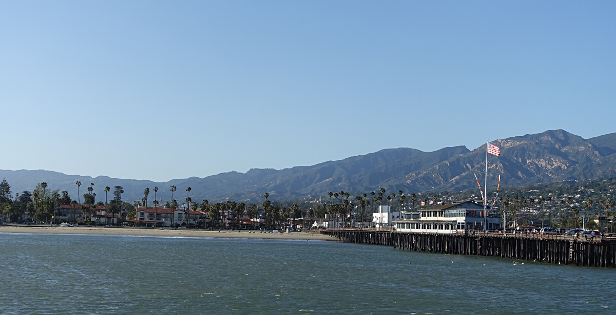 The Santa Barbara beach and pier