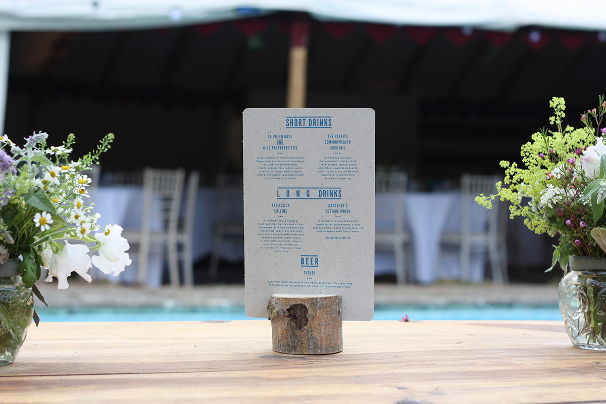 table-wedding-drinks-menu.jpg