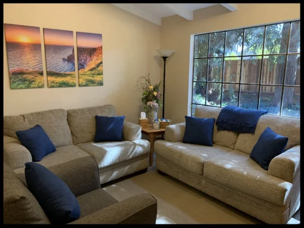Room 4.jpg