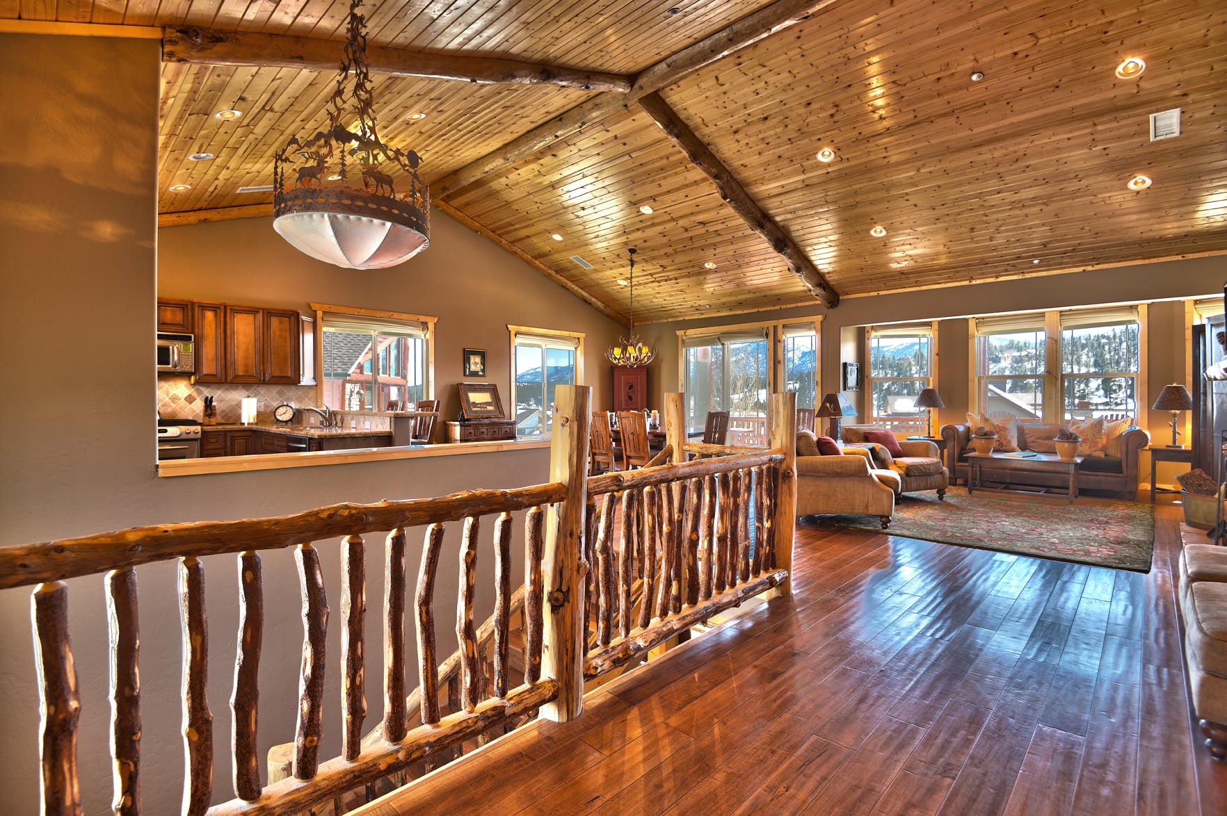 OUT FROM FAMILY ROOM RS.jpg